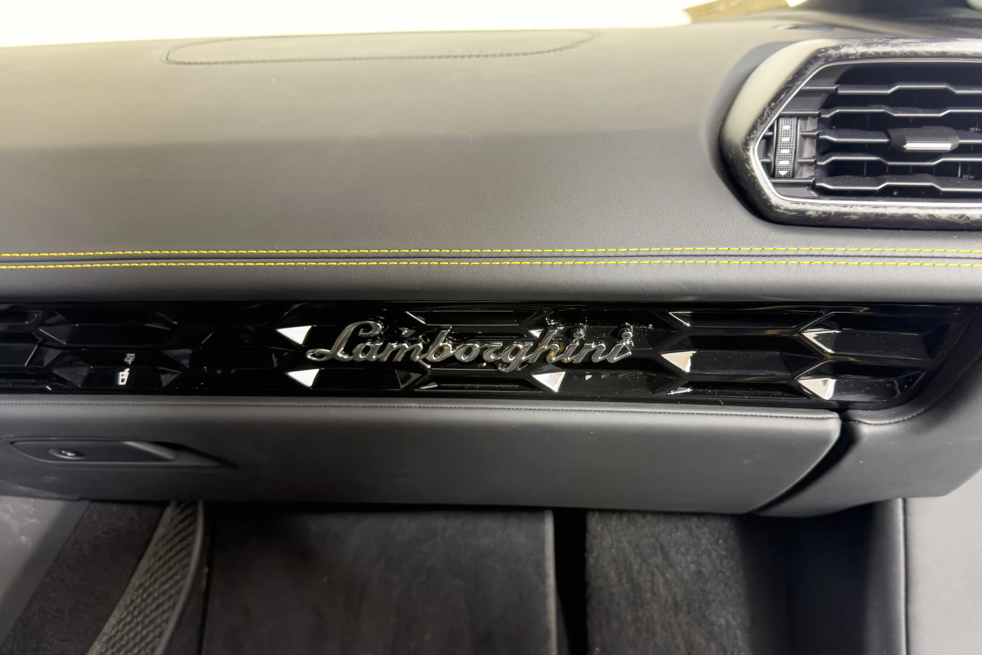 mph030_294376433_39cb3405f61022753779950e85cd2a22_80bcd78cc8