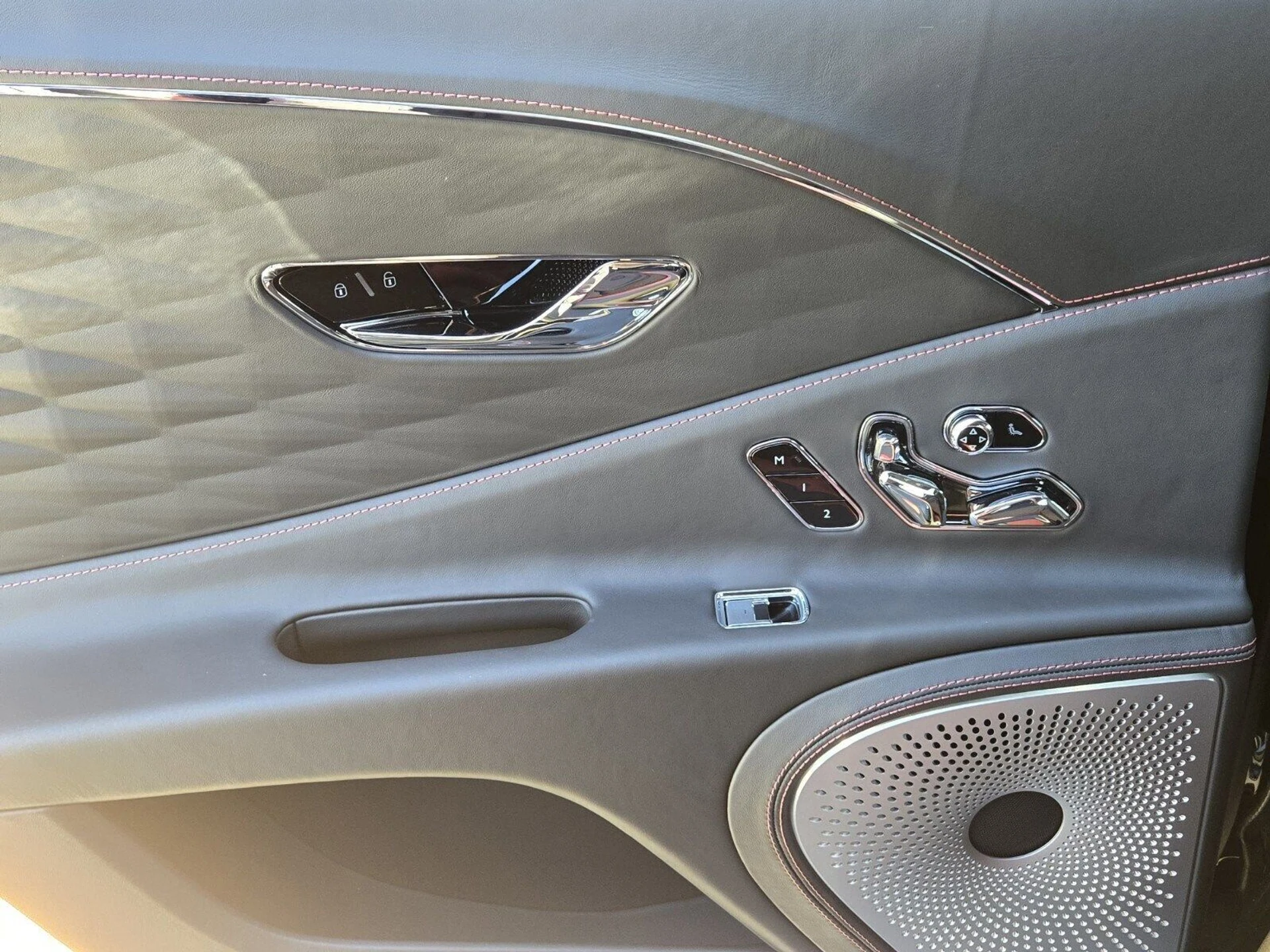 mph030_2948767314_aab6dff96a4bf3261b94d49876aac51dx_07e7ec7b86