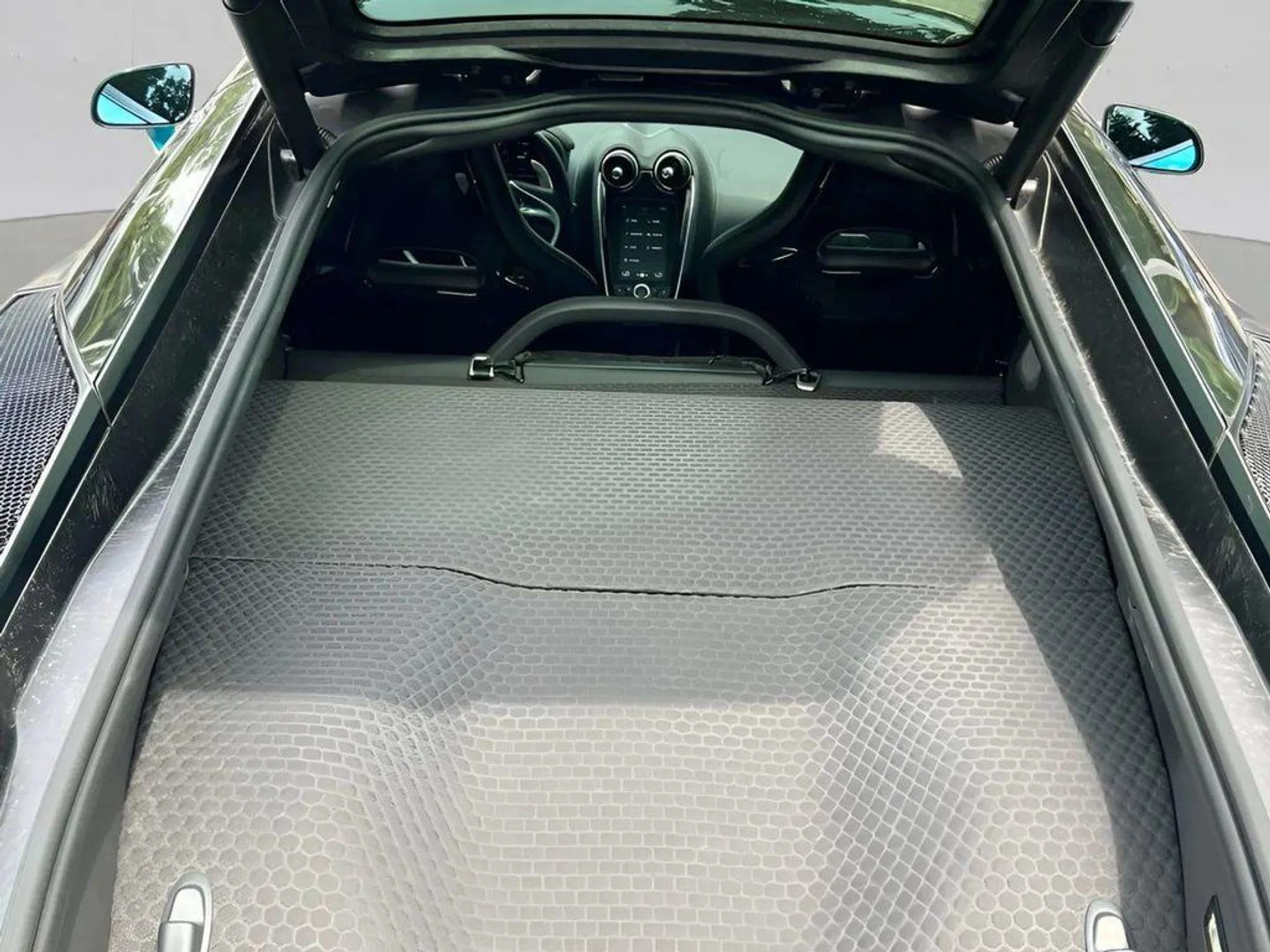 mph030_2951018281_abc802b2bf297e6722c7781d825cc134x_05103b23d5