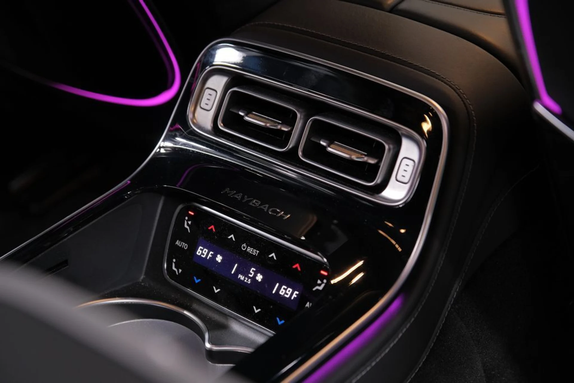 mph030_2970479284_f6509f981fe39d4af40a7075a77bf450_9ebe40df9b