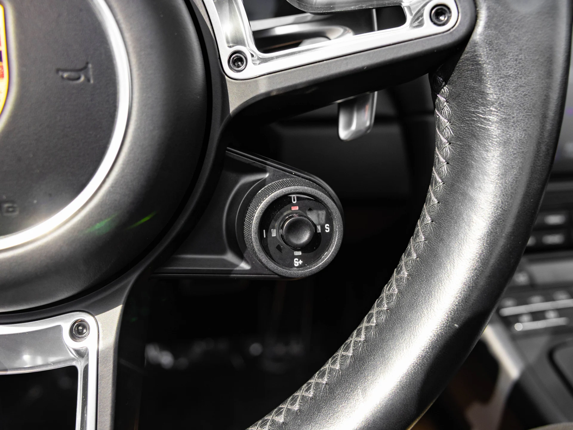 mph030_2970800215_cedaf4939745384420178e4abc2f25b0_d1ef71cd56