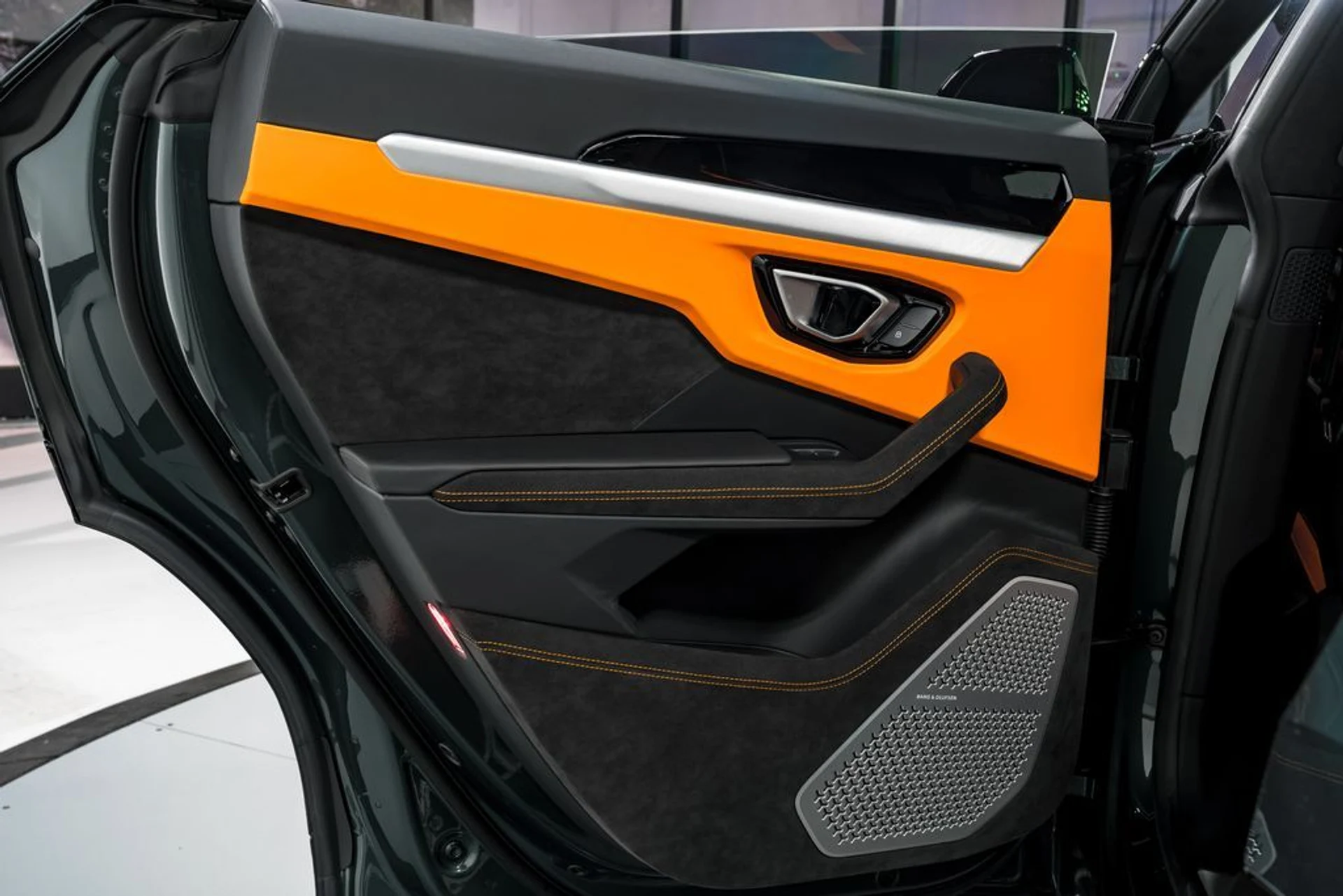 mph030_2970866533_97e7adf6415fdec0b94d6e7a7a834531x_898d377a82