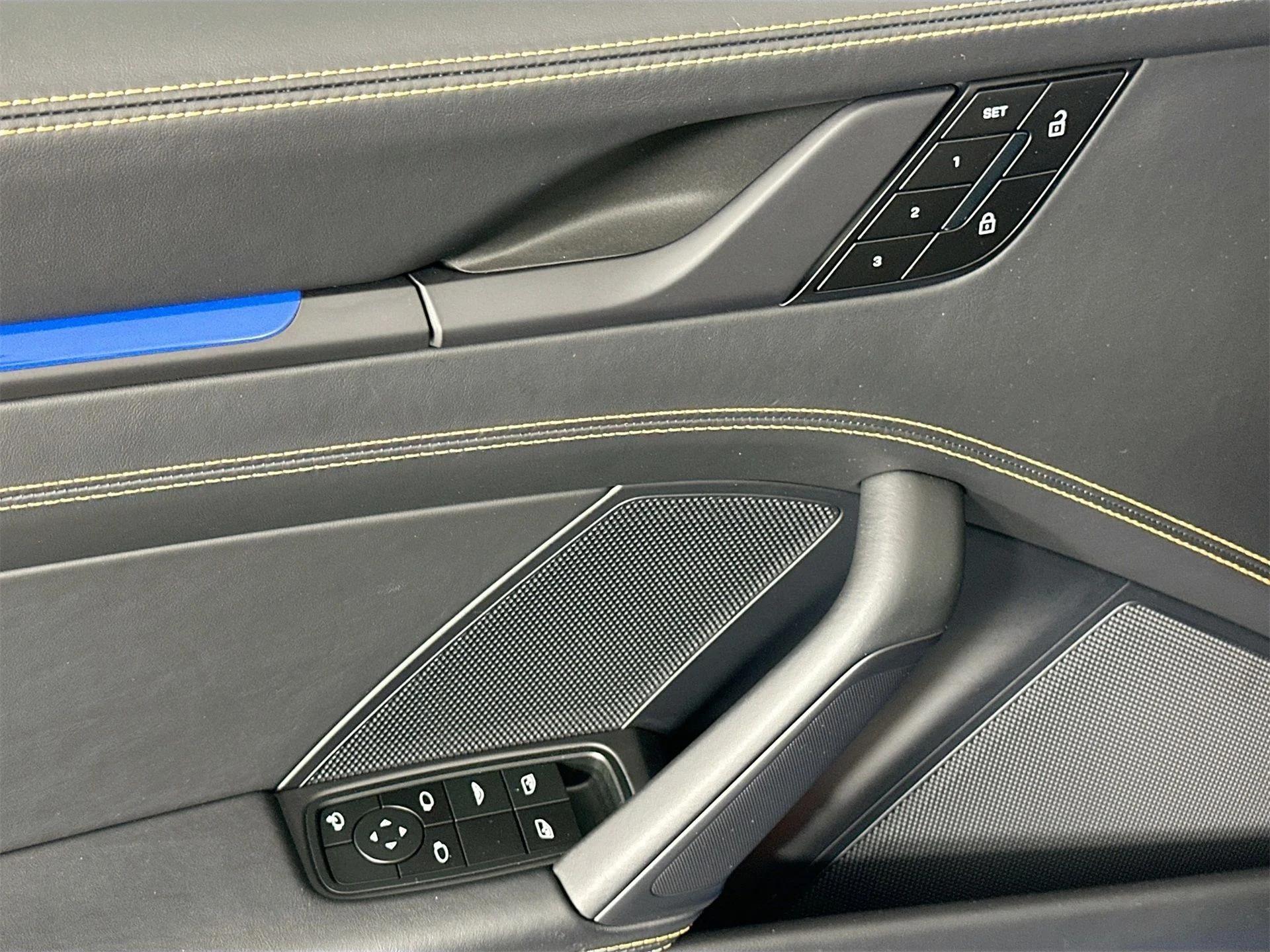 mph030_2980550736_16d9386af6005a57d6d8d8f3e94bf273_804d260650