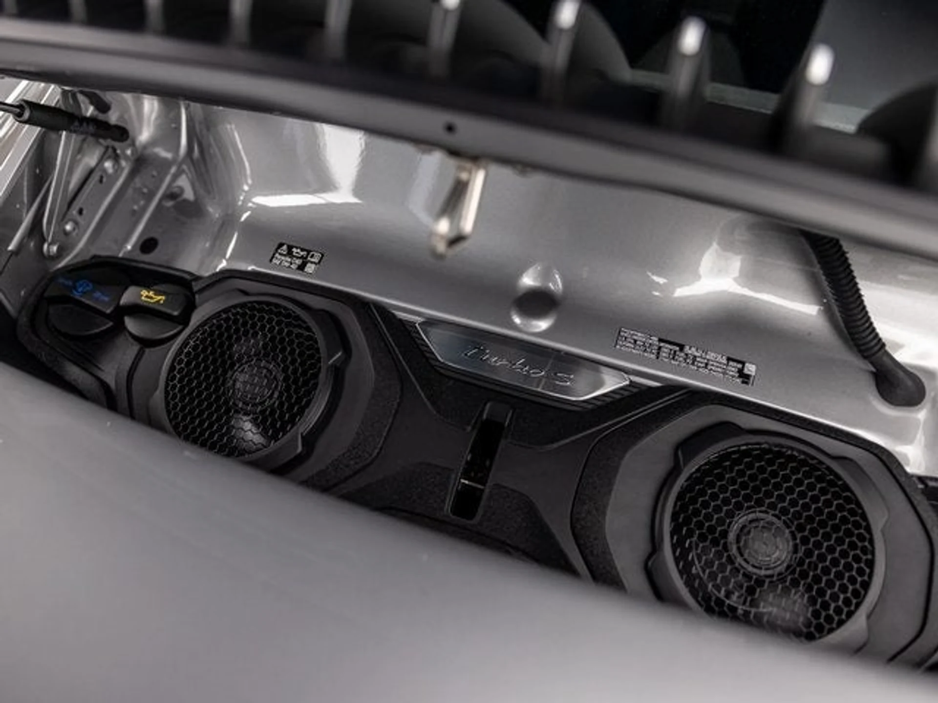 mph030_2985314786_31_ffbbffccde