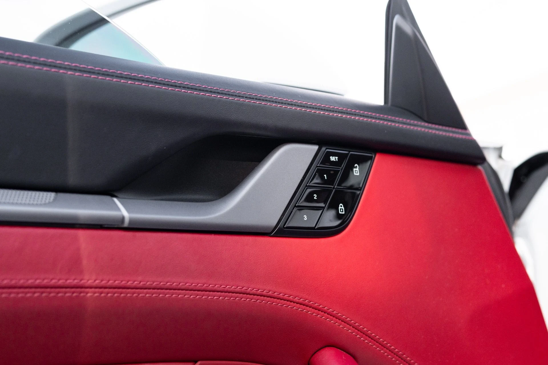 mph030_2996340690_Used_2020_Porsche_911_Carrera_S_1779851451_4c3b3d8b43