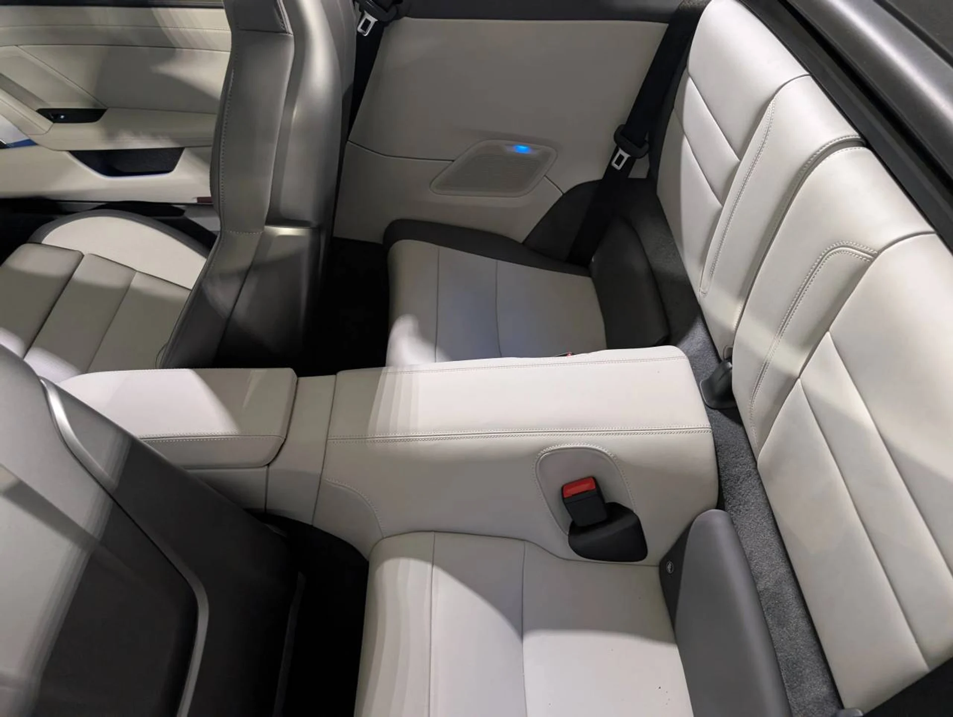 mph030_3004741117_a57d35f7dc8aa2b5bac9e3a38cdb5650x_8231a561e2