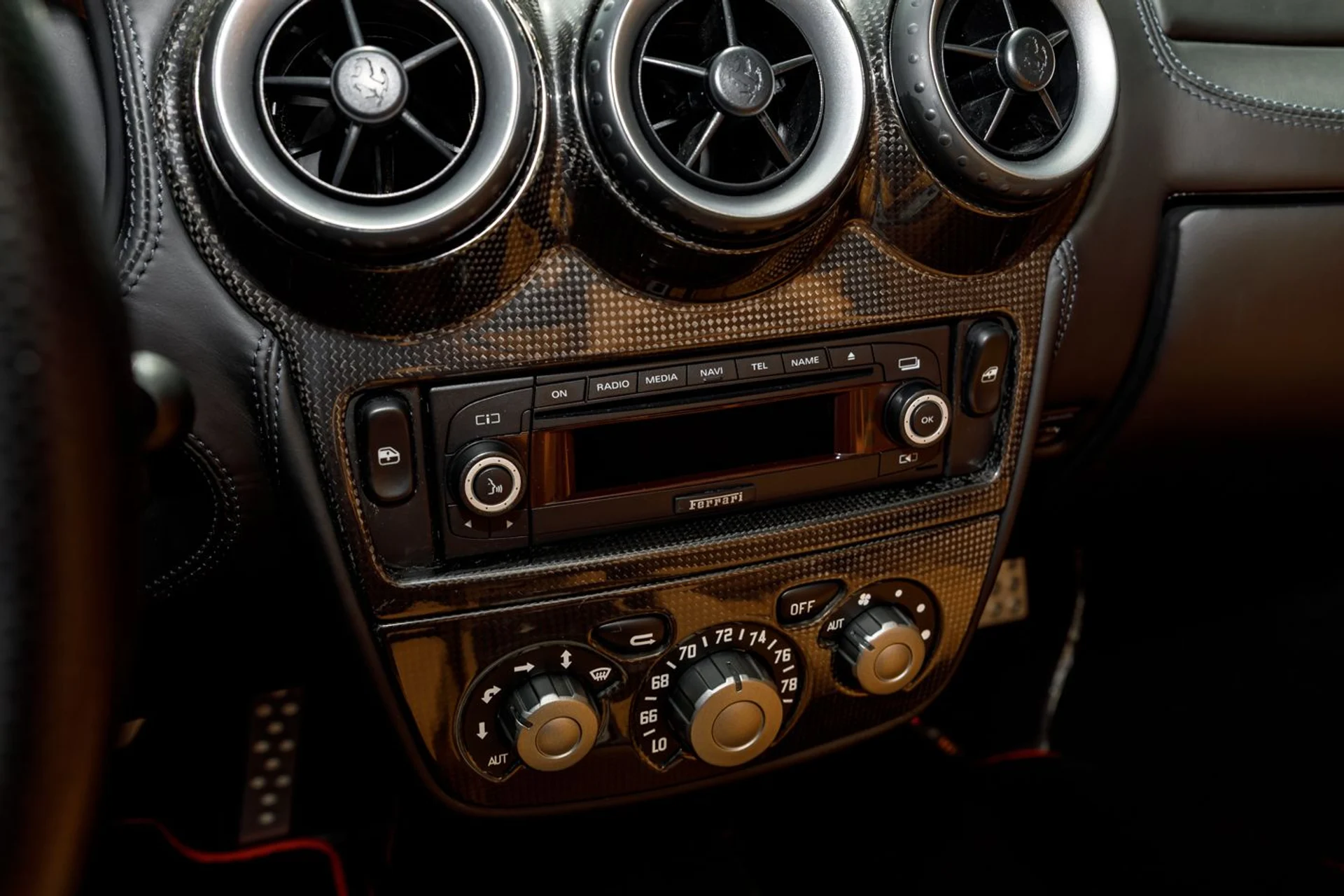 mph030_3009568340_569_p31_l_775630f42f