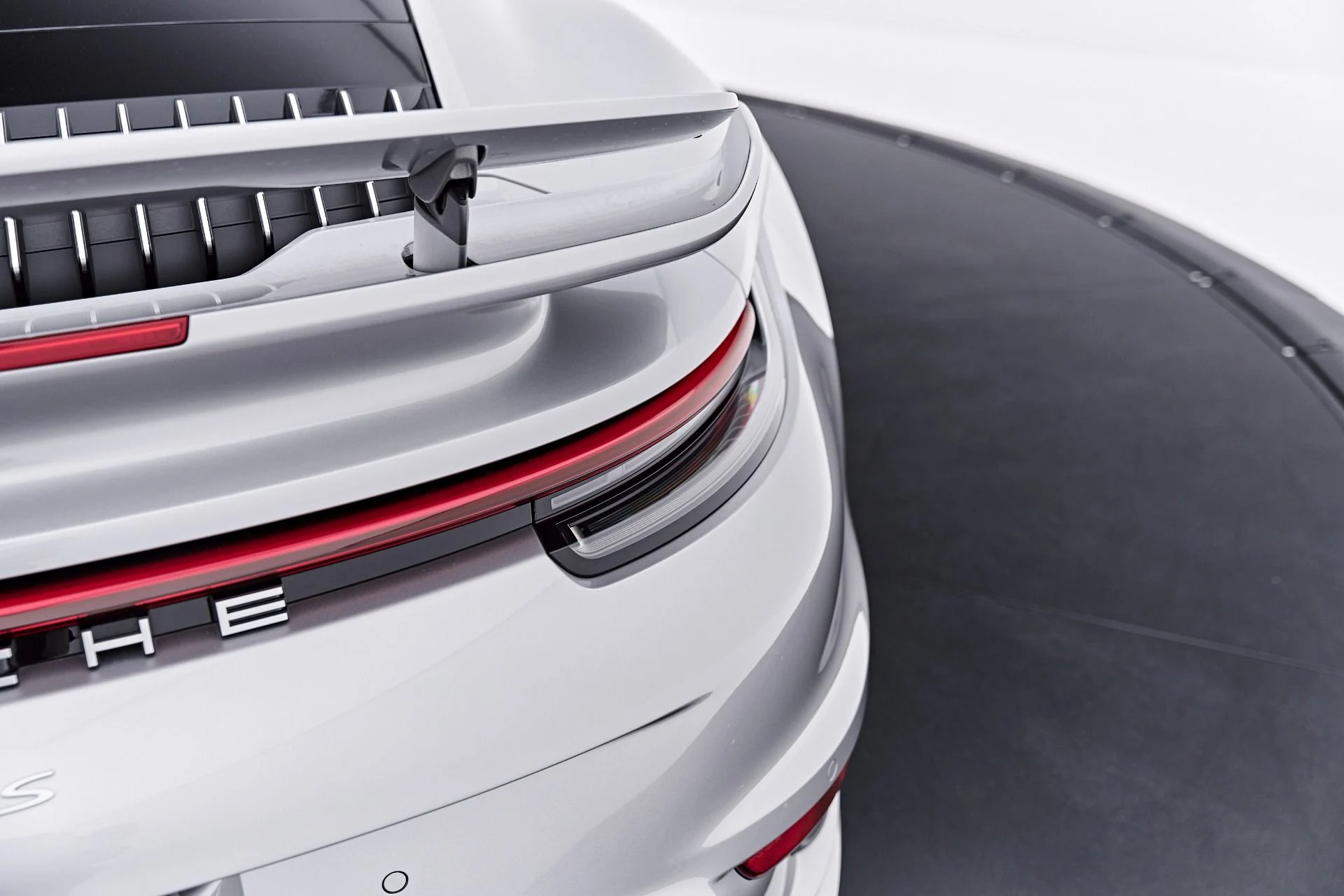 mph030_3011121882_Used_2025_Porsche_911_Turbo_S_1785539148_c6dd34610b