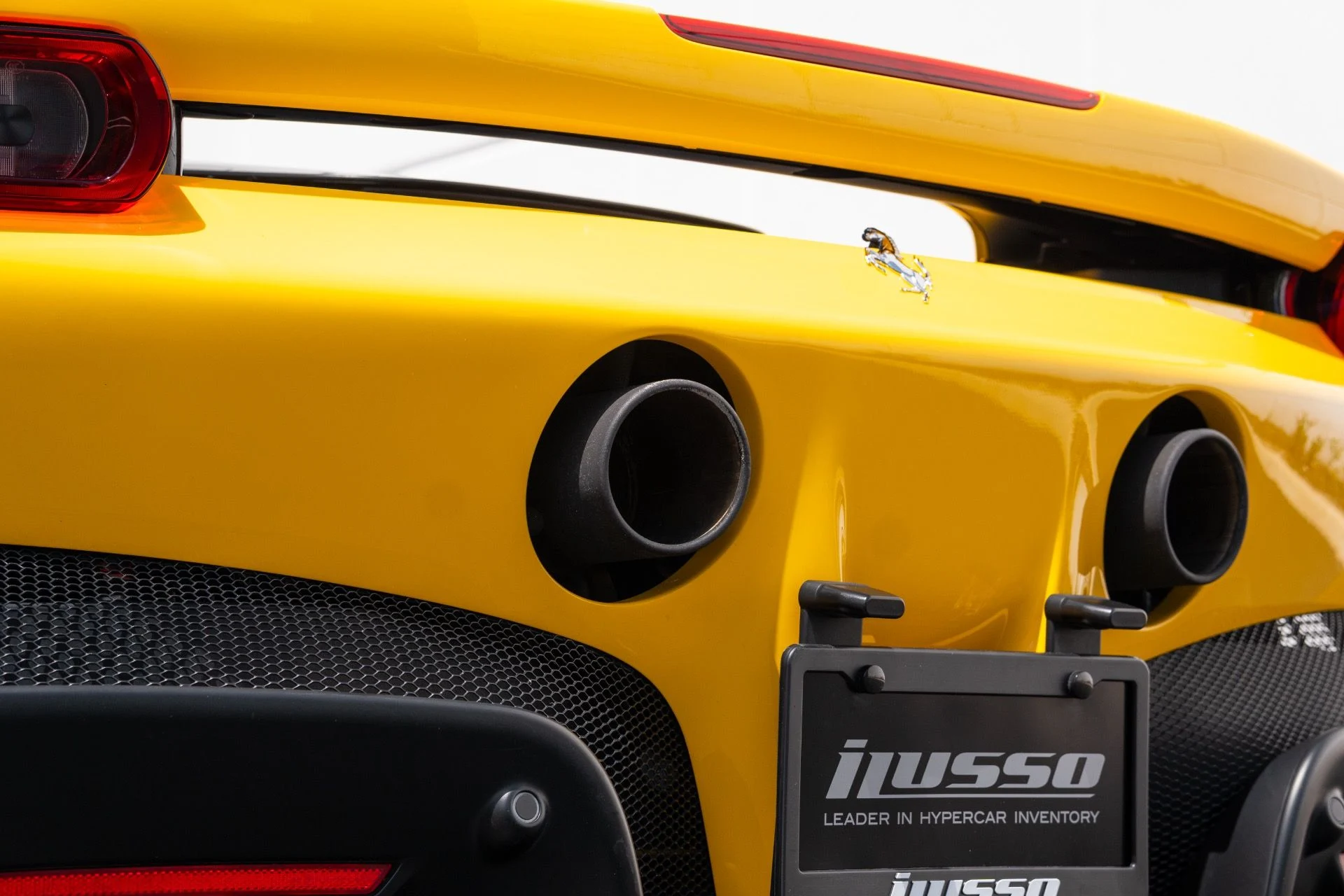 mph030_3013489119_Used_2021_Ferrari_SF_90_Stradale_1779339411_870376ce0e