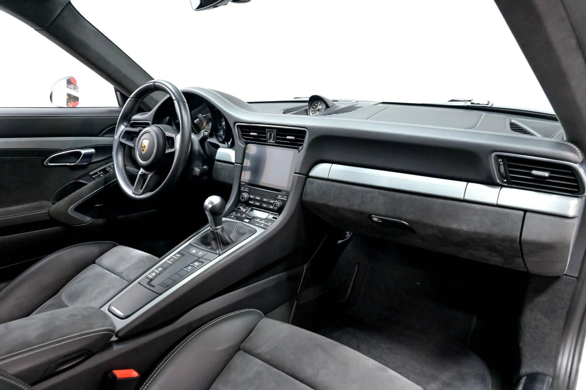 mph030_3014023422_Used_2018_Porsche_911_GT_3_1778195447_6709ec766e