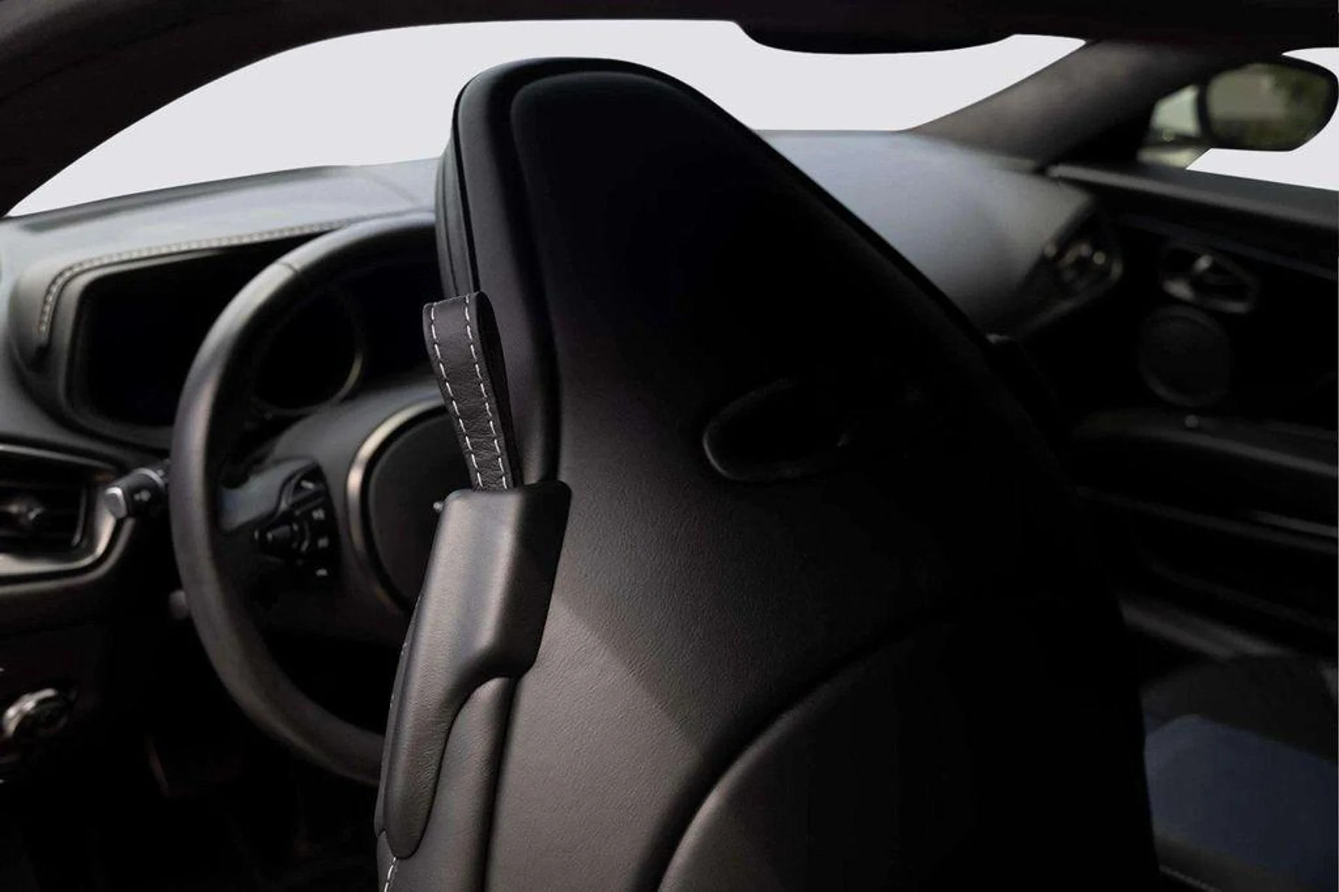 mph030_3015321261_M_Hh_FI_q_F_Obh_Wf_Kr_Wnvho_R_Hbj3s_1d1f8b6330