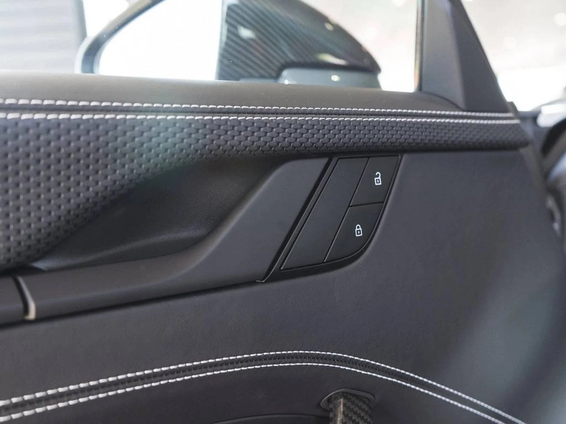 mph030_301862366_1280_db7fc7218a