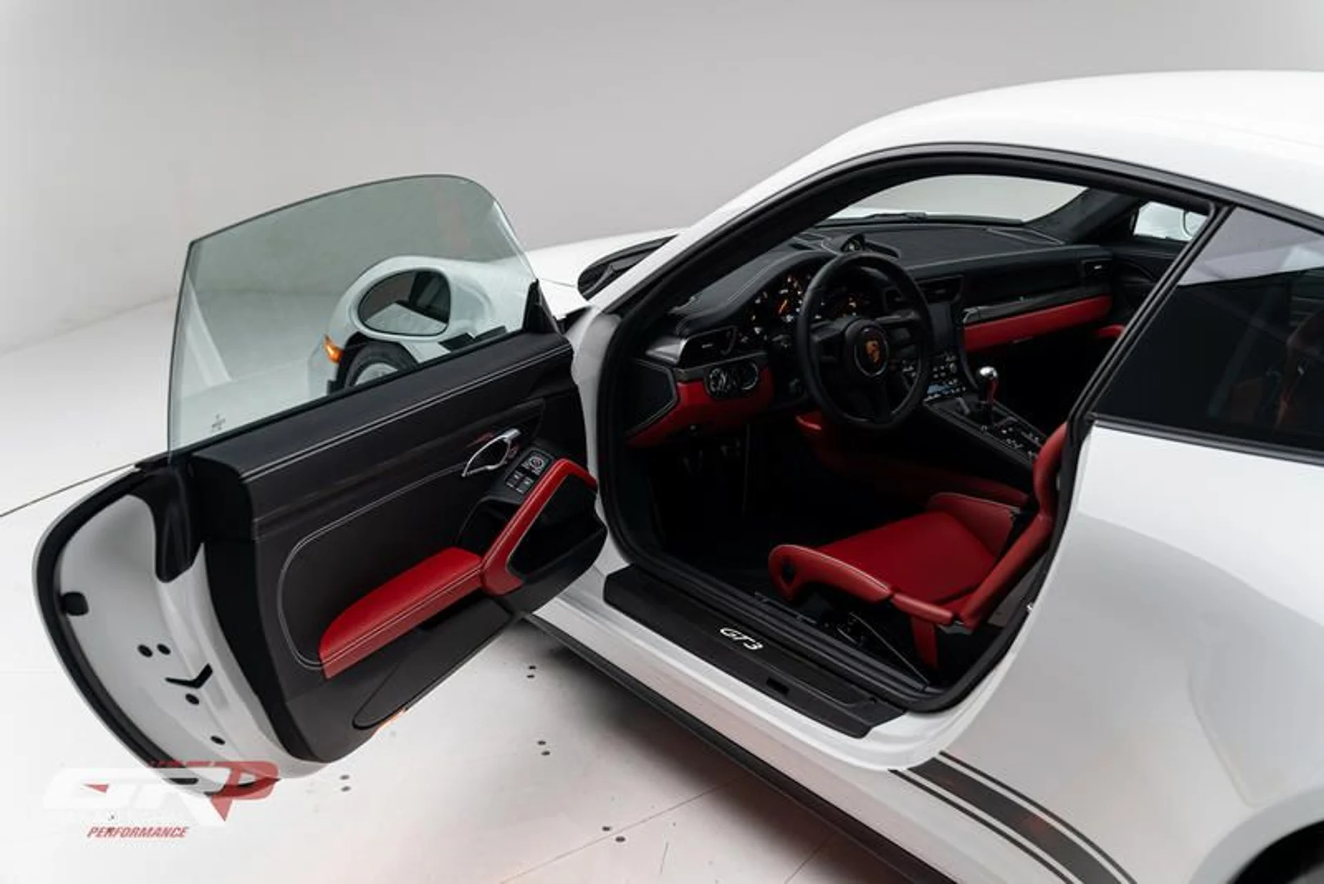 mph030_3024345052_7_DE_087_B2_71_CD_4_F80_A9_B1_68_EE_8_DF_27986_8a9dbafe4a