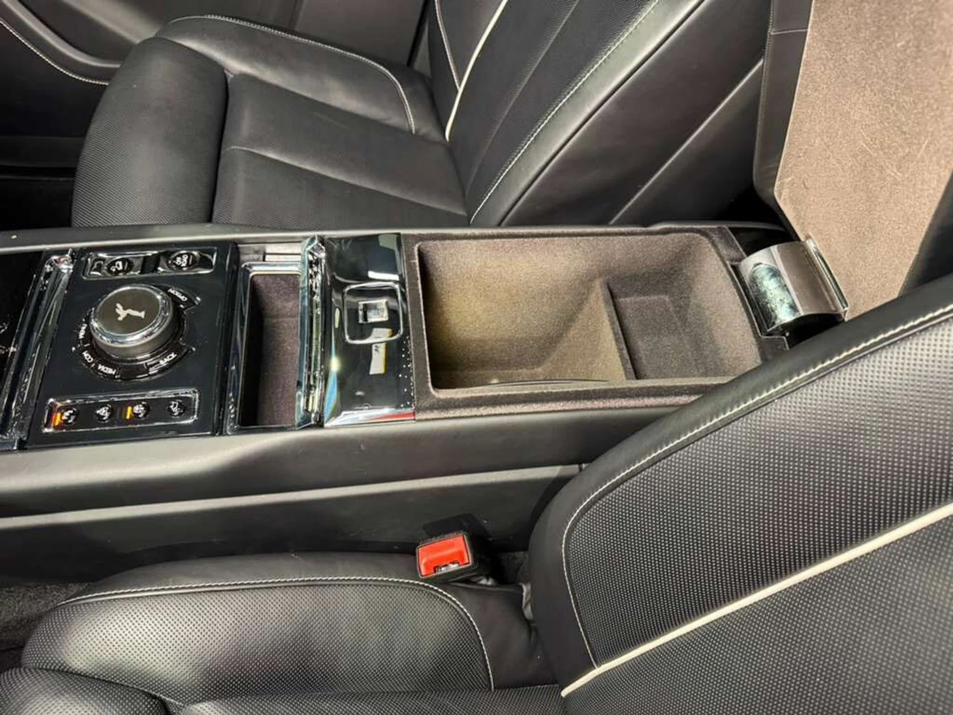 mph030_3026404981_2330c68c0c0d2969530e8cf59341037e_fca454796a