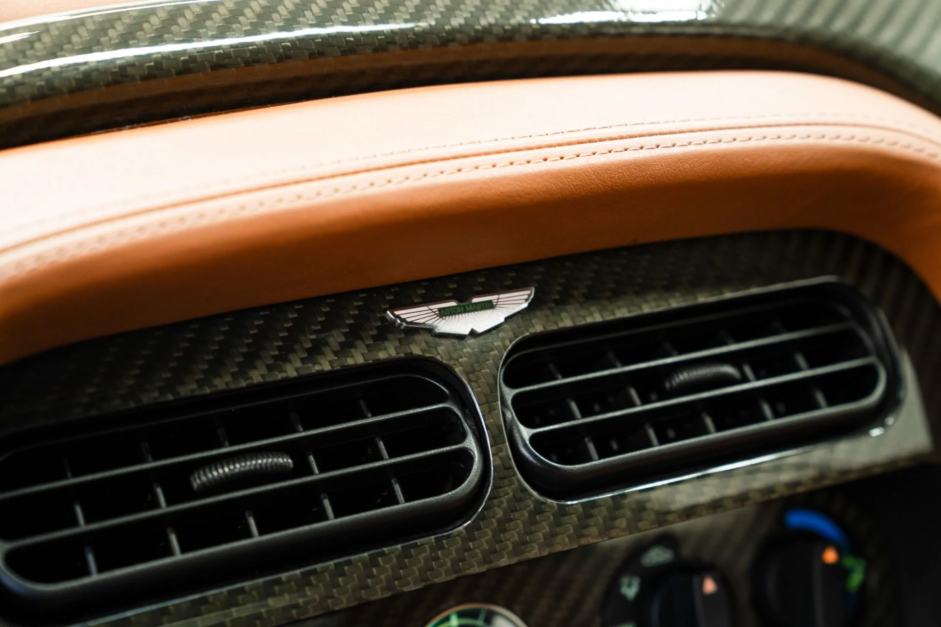 mph030_302649352_Used_2003_Aston_Martin_DB_7_Vantage_Volante_V12_Power_Low_Miles_Great_Color_Highly_Original_1762809232_89317d1bf2