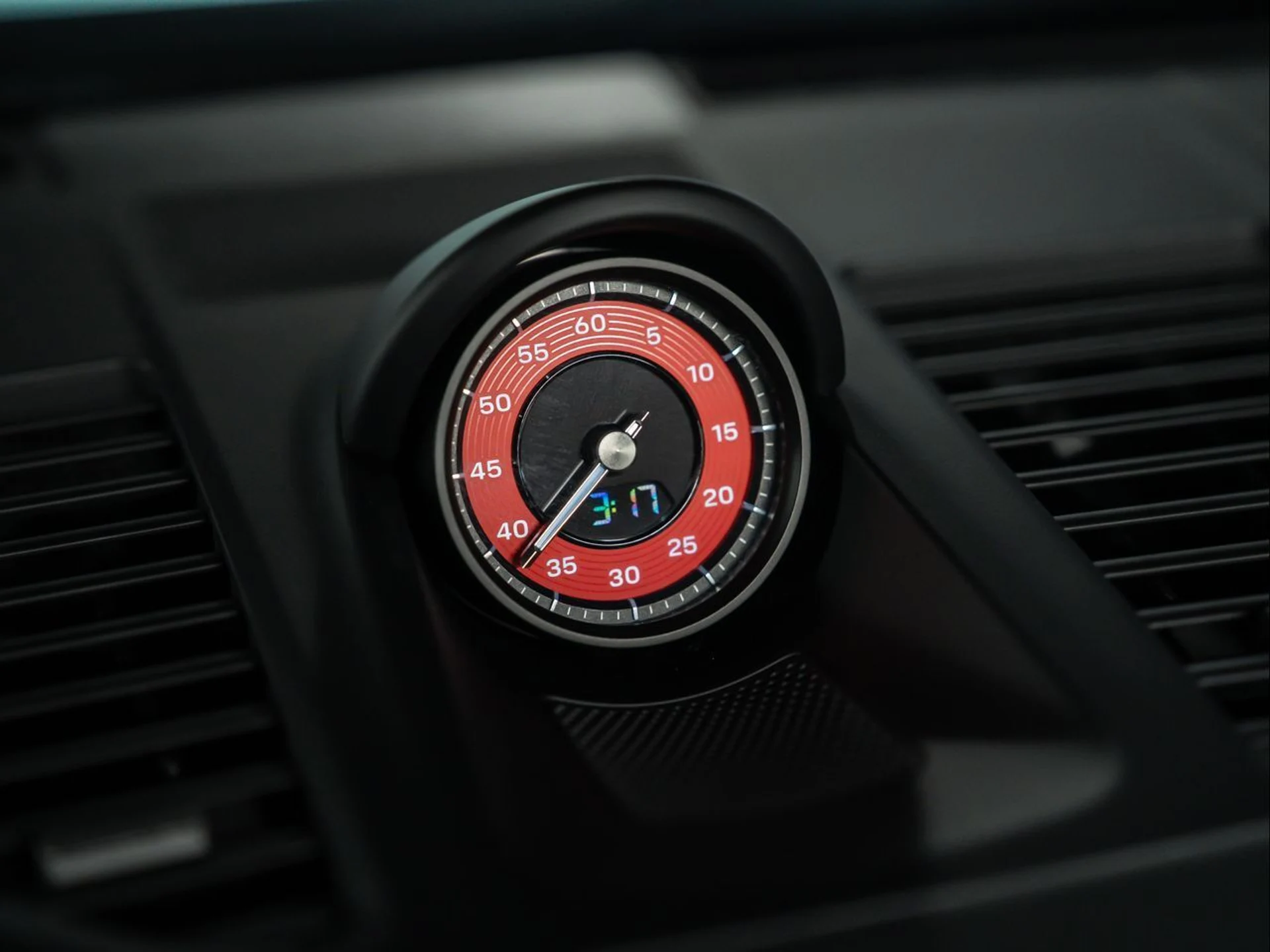 mph030_302649571_204fbebdf25469044ba978bc7dfa417b_97c46c3104