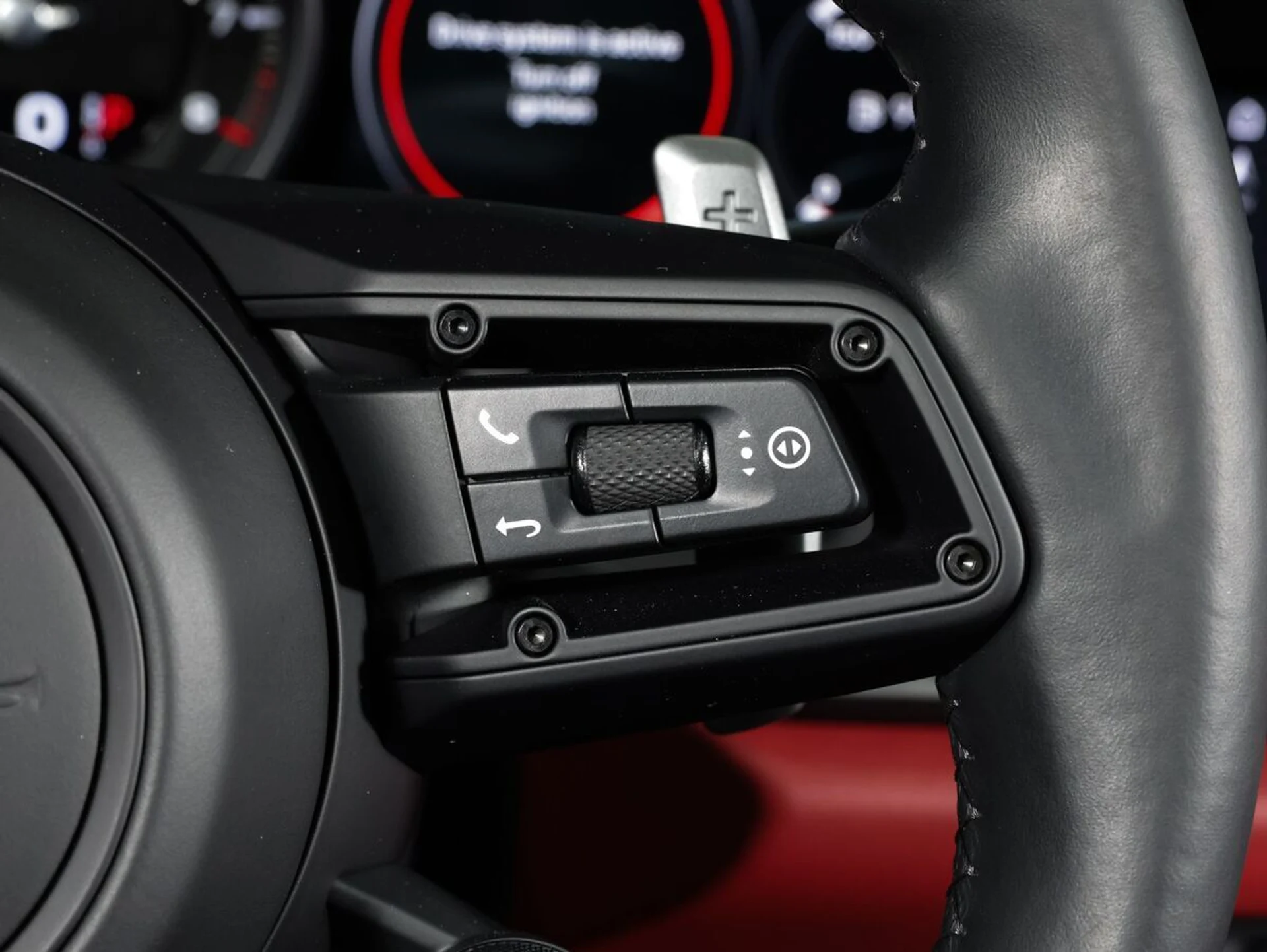 mph030_303930655_cbsc1fy0or6blgdq8pjfrkvrjijk_9031f393fc