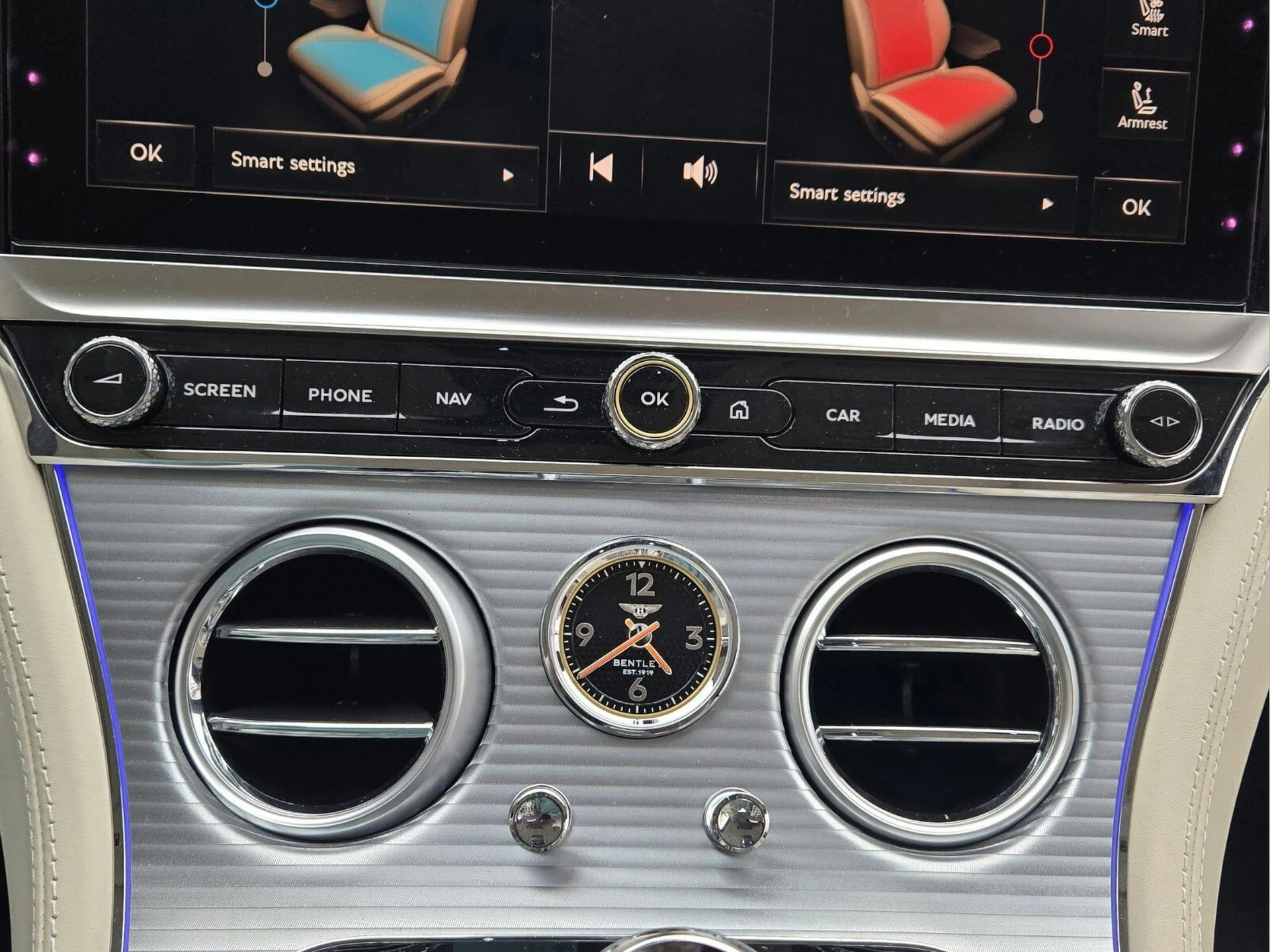 mph030_3039347300_4e8d4075880fad171887cc618bcafc05x_1a876e32c5