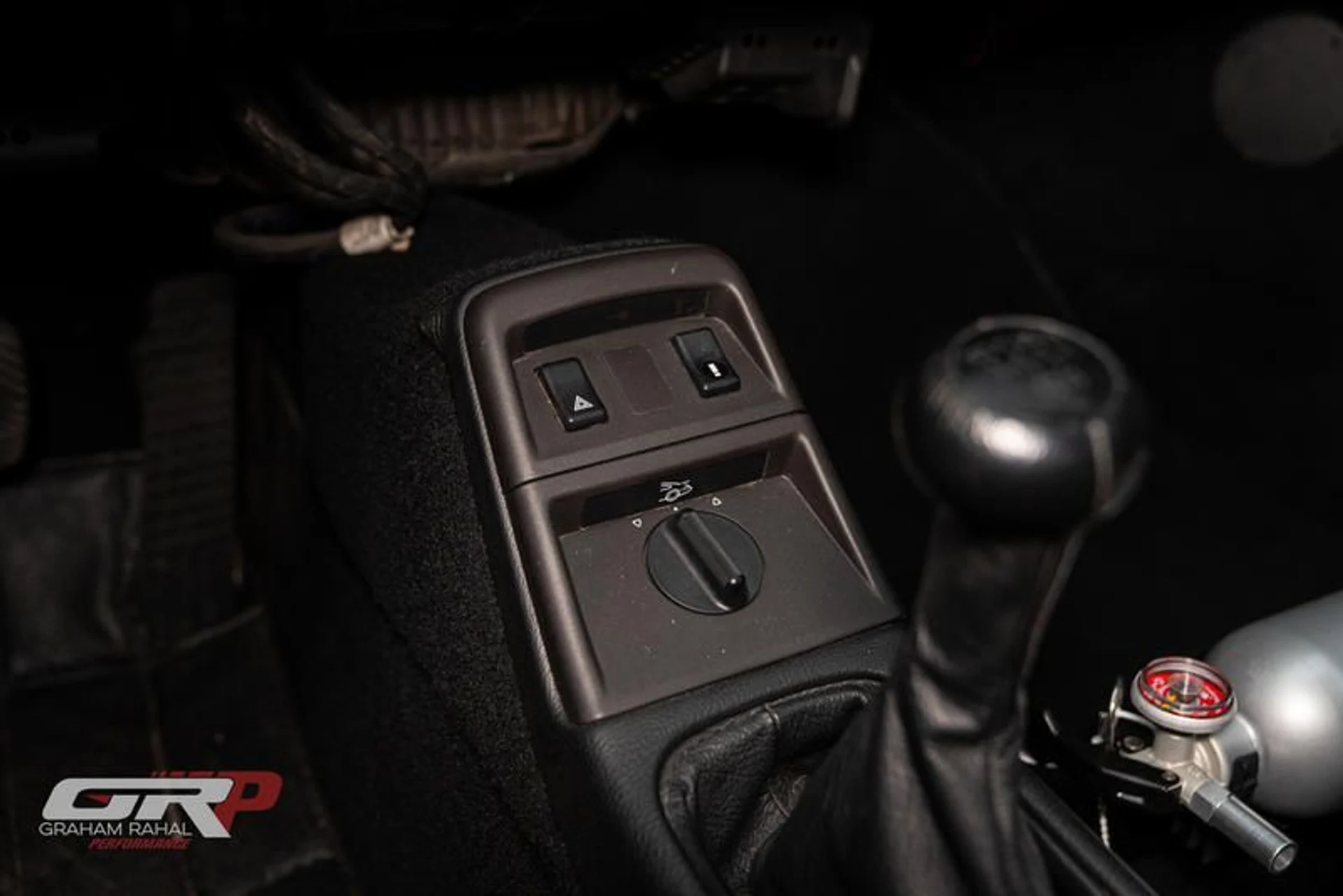 mph030_304217916_86050_BAC_20_EC_40_C0_B2_B7_2191620_E1_D13_478585c64c