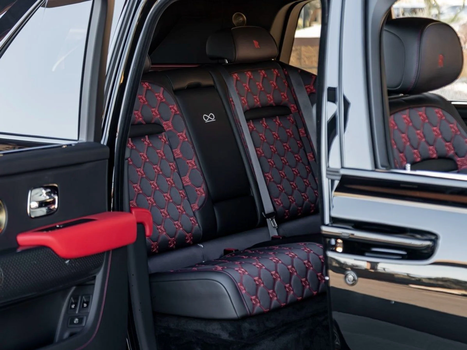 mph030_3048870414_31_02a359df28