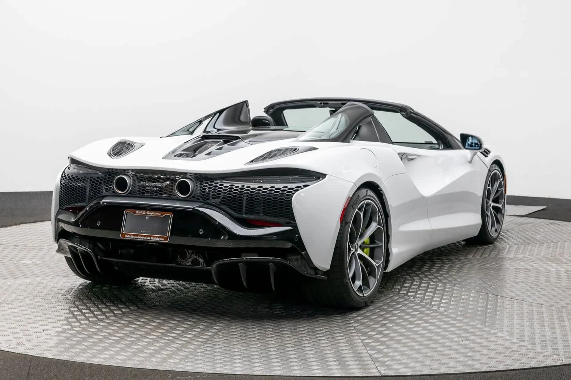 mph030_3057348375_31_ca65c6a197