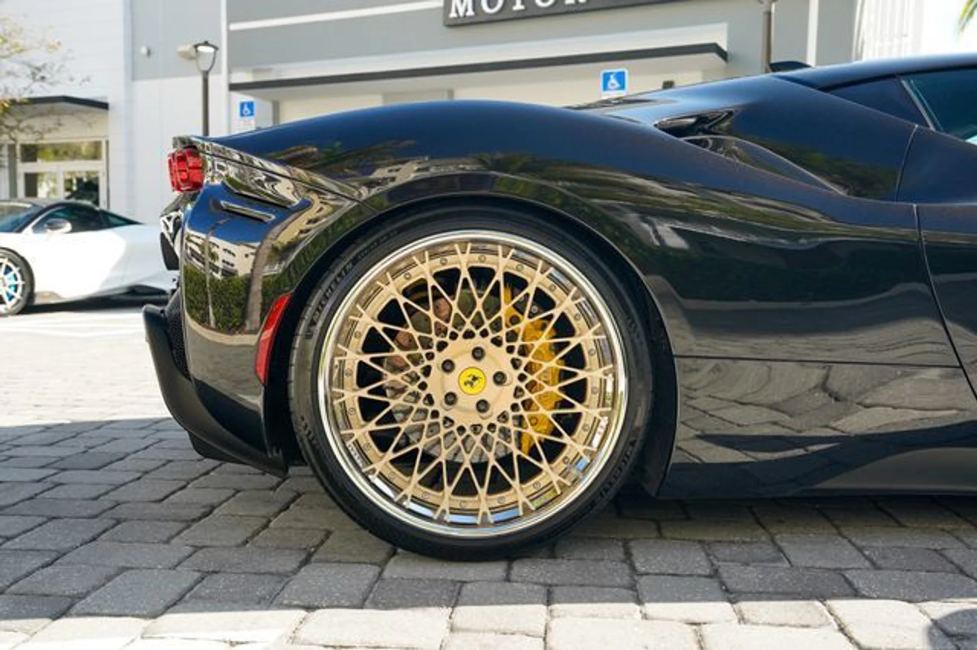 mph030_3061418812_22998025_31_34a6809b58