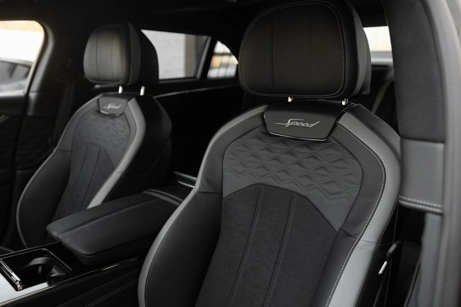 mph030_3093152658_c258d73a73f2b338a2a12d66cecbe0c4x_62ea605e52