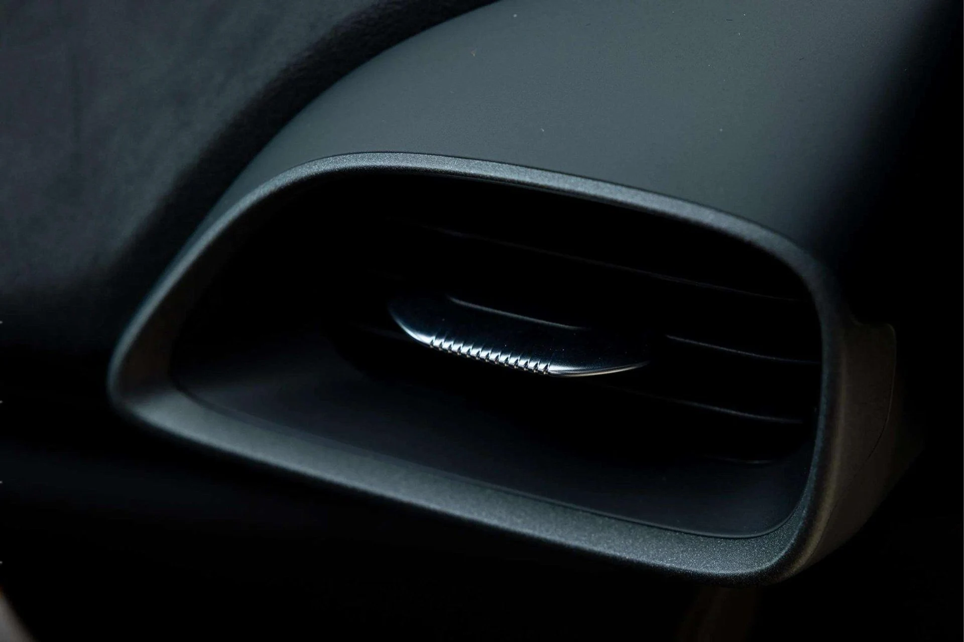 mph030_3093626039_image_31_744895e957