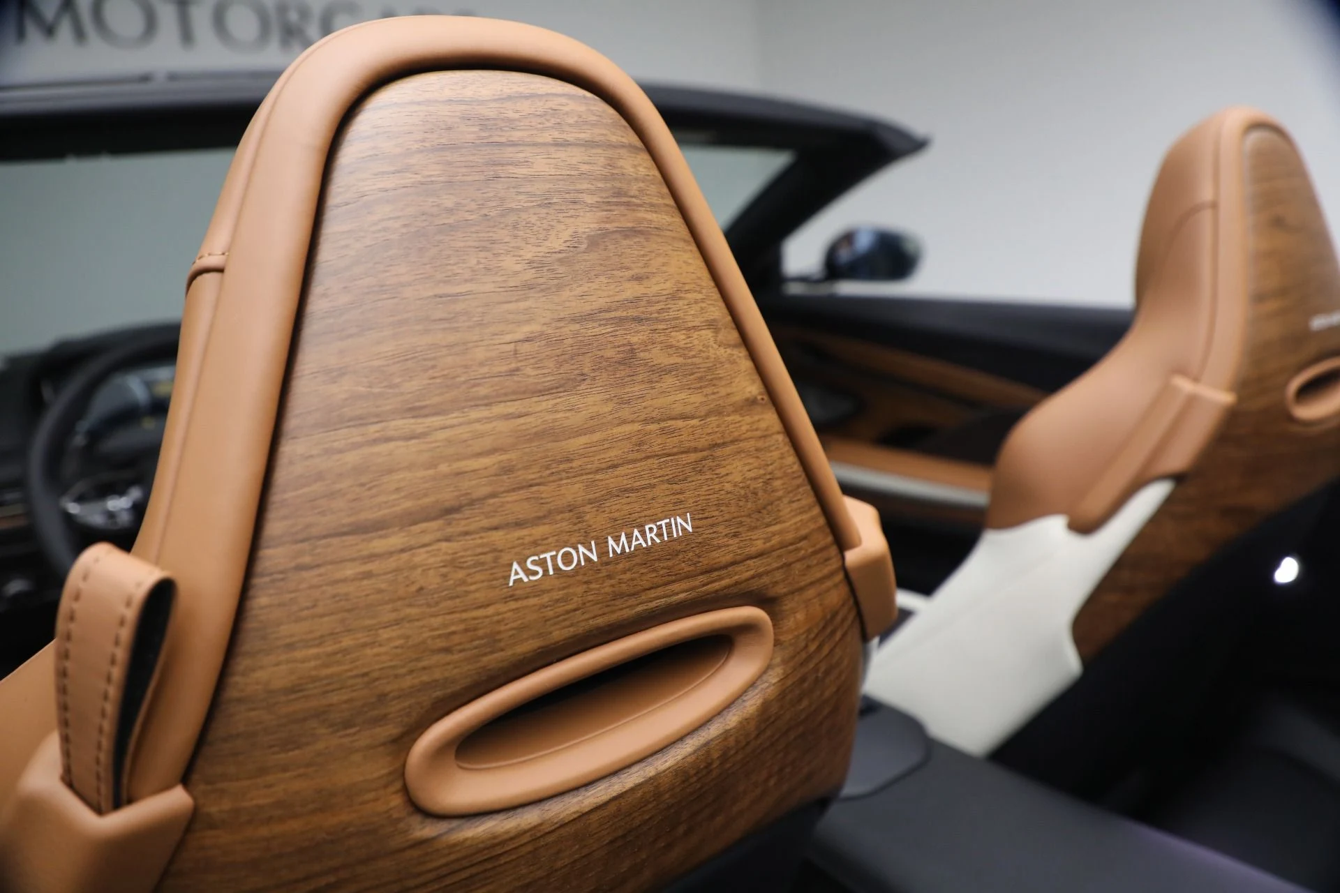 mph030_3094831113_New_2026_Aston_Martin_DB_12_Volante_1769621875_badbbf4771