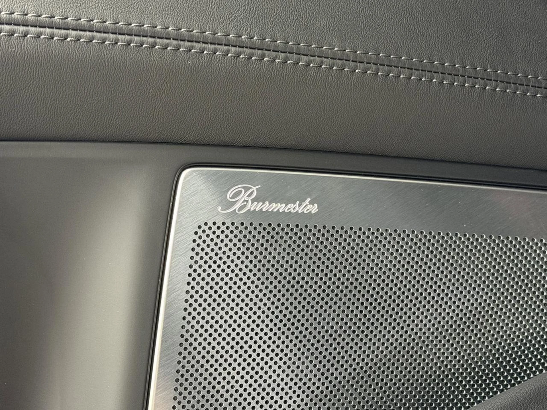 mph030_3095762895_c5834b2726fe75f1d75a14b3c8488c98_8715481ddf