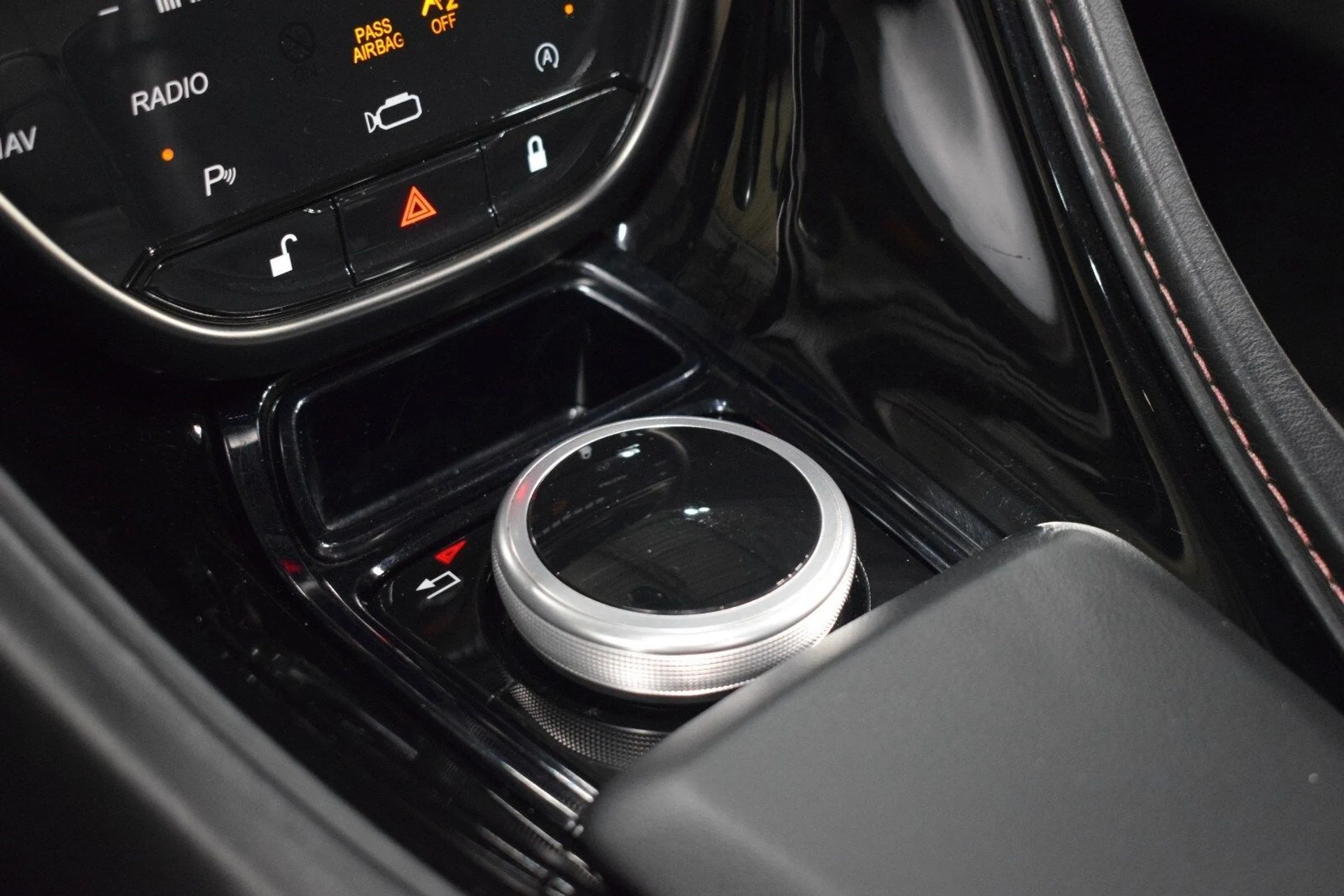 mph030_3104218510_c15f6b82d4a4d8068b23a3e39cf40e09x_743f4b806a