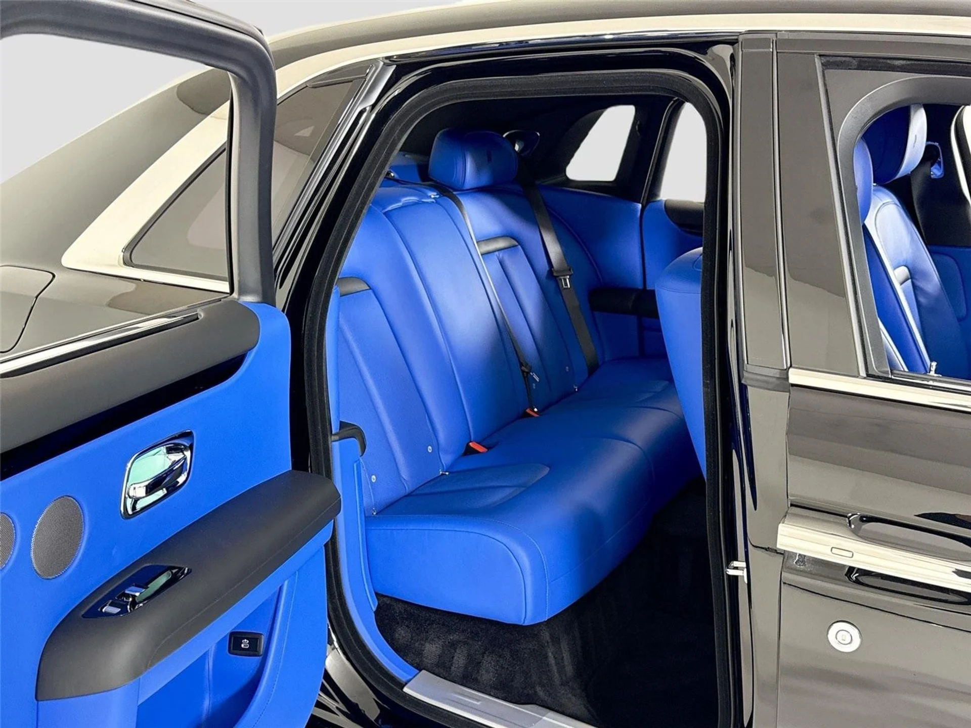 mph030_310459447_bc63bd878bd6f367ab88463c1e350172_97b7da9d66