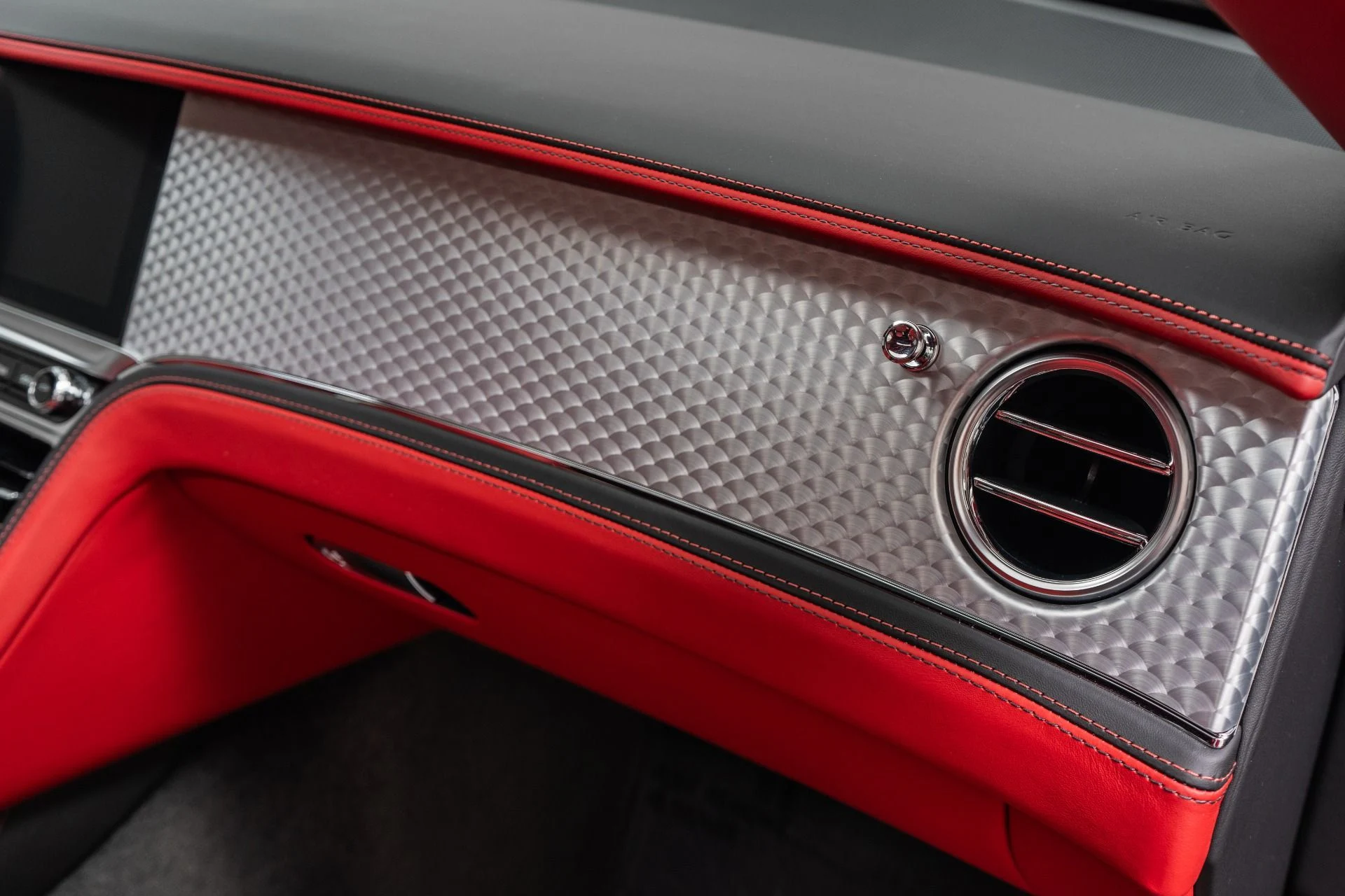 mph030_310747834_Used_2022_Bentley_Flying_Spur_V8_Great_Colors_Engine_Turned_Veneers_Mulliner_Package_1773426233_94aa3efa0c