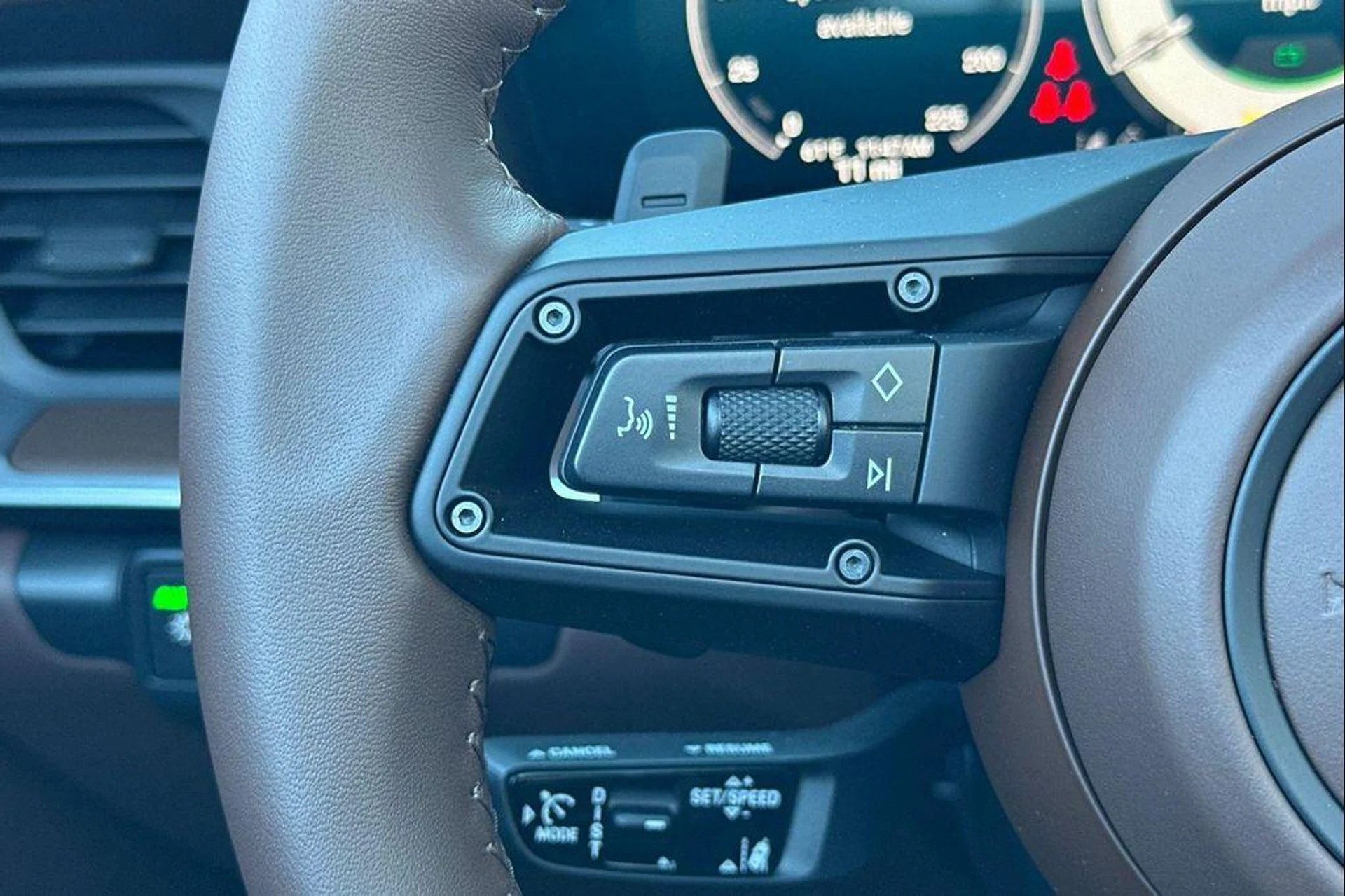 mph030_3117095815_jm_FQEI_Stndb_V_Hj_Vkzn_Mr_W_Ae_V_Tw_34a0cda088