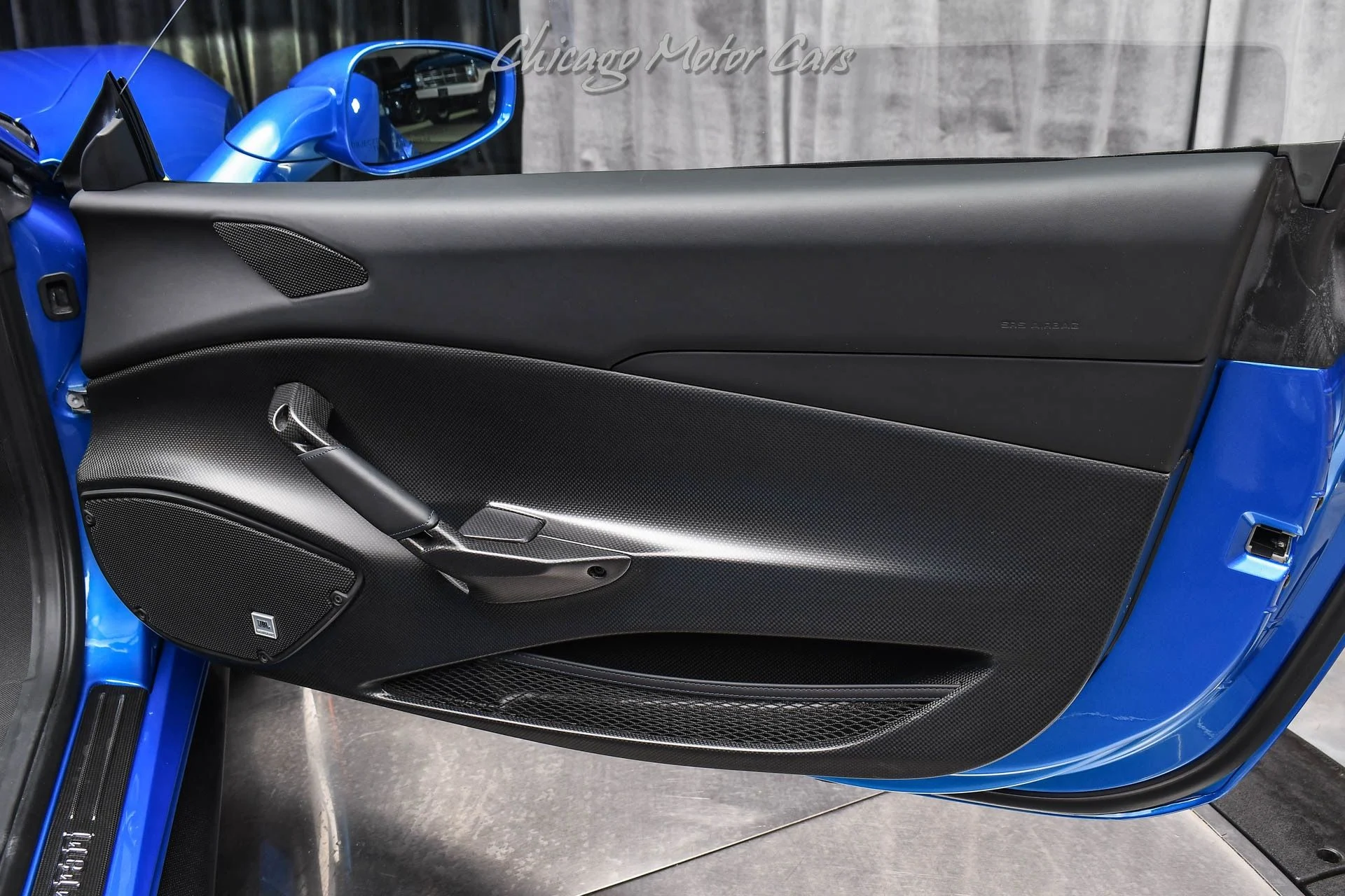 mph030_3124607673_12831_p31_l_3d89eb3b6d