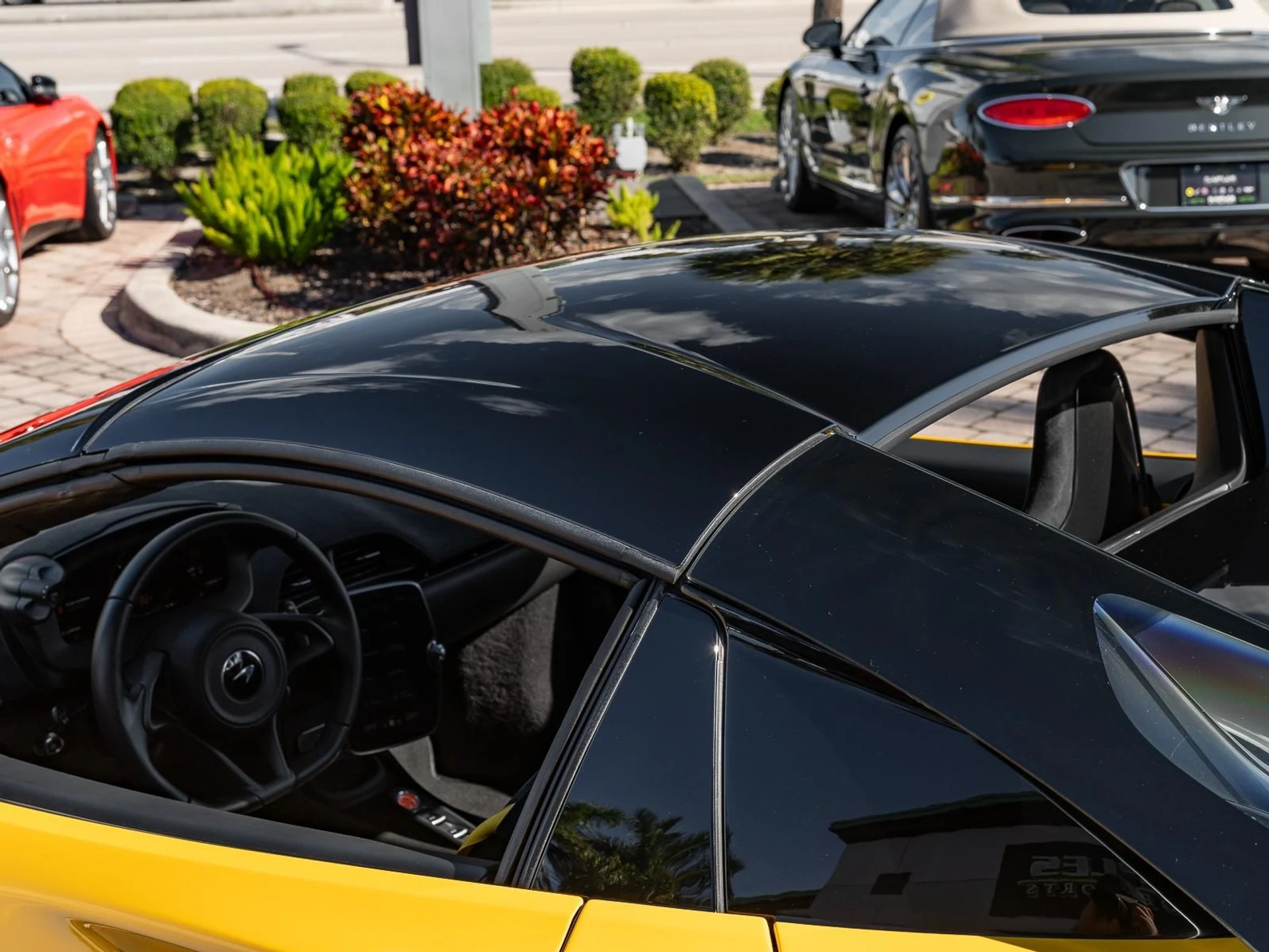 mph030_3129500034_Used_2025_Mc_Laren_Artura_Tech_Lux_1764082938_f0e0831708