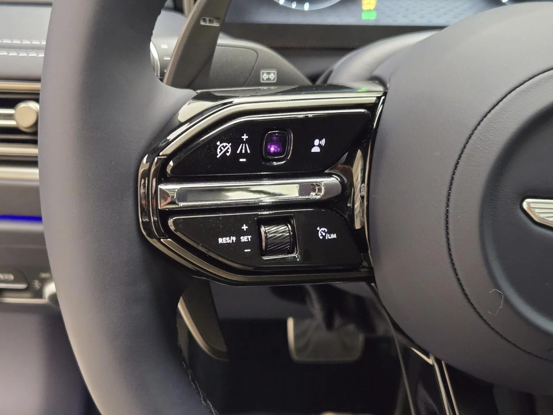 mph030_3139740402_New_2026_Aston_Martin_DB_12_1768889924_e180ec953e