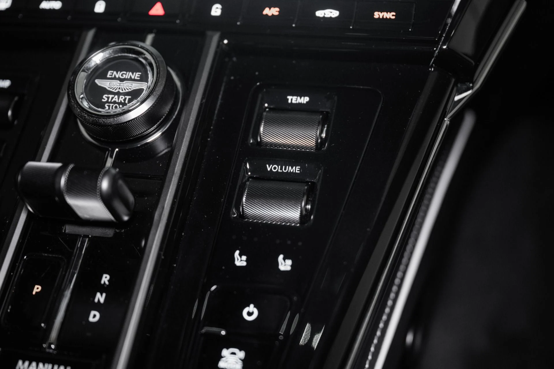 mph030_3143990484_New_2026_Aston_Martin_Vantage_S_1784733238_b48f0826b7