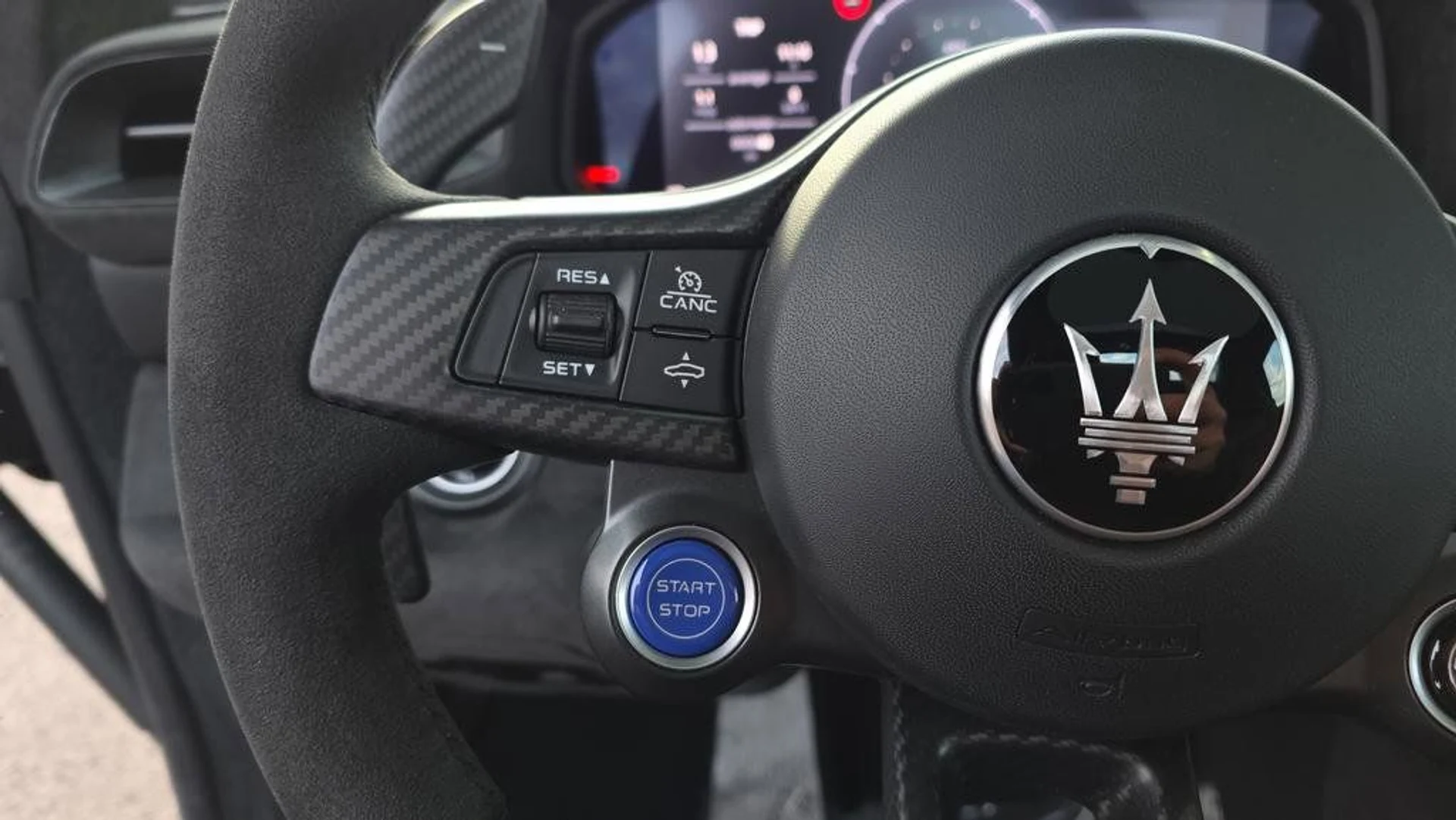 mph030_31521981_6058b63b591840cd9850886f2159ed38_943985b3c3