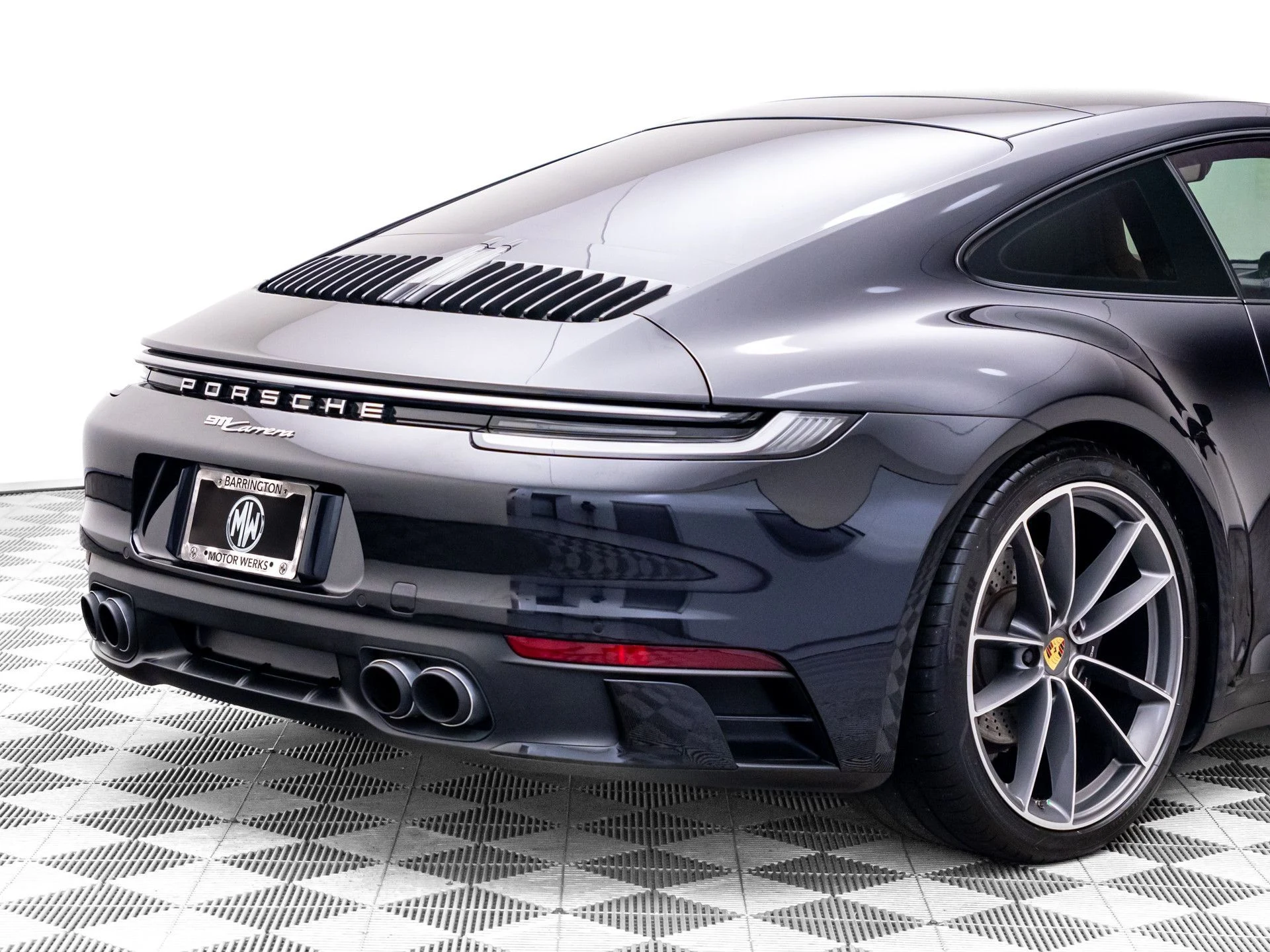 mph030_3157942651_7f9006a59c4d696c9dabe9abc5e7ab87x_7b543802ce