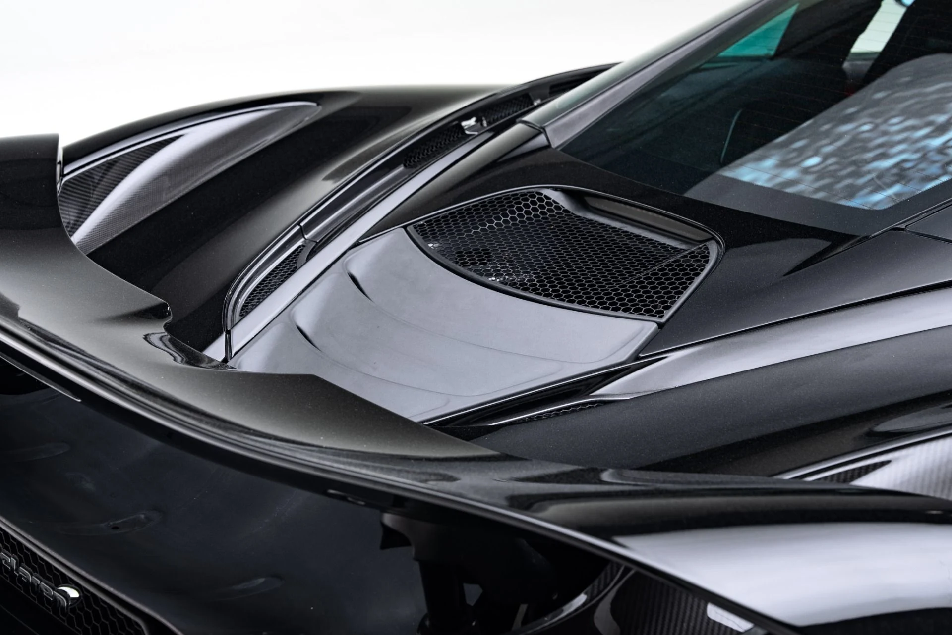 mph030_3158481367_Used_2019_Mc_Laren_720_S_Performance_1771451561_b5944ea4e6