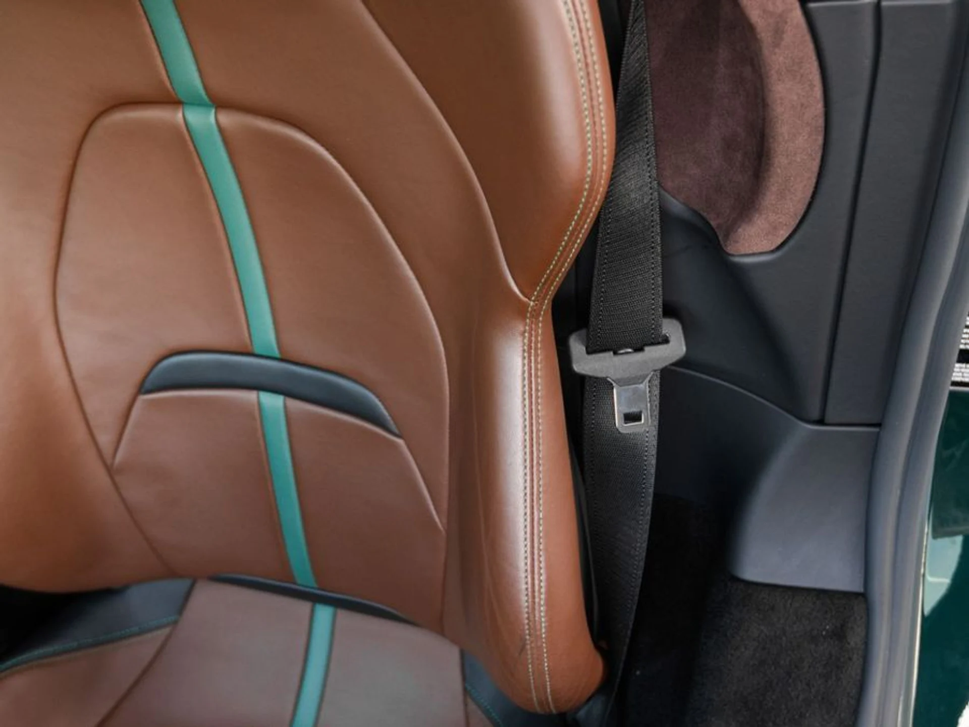 mph030_3163902020_6a53532d_56a9_4d76_b440_8decd0c23a64_9b0b973ae8