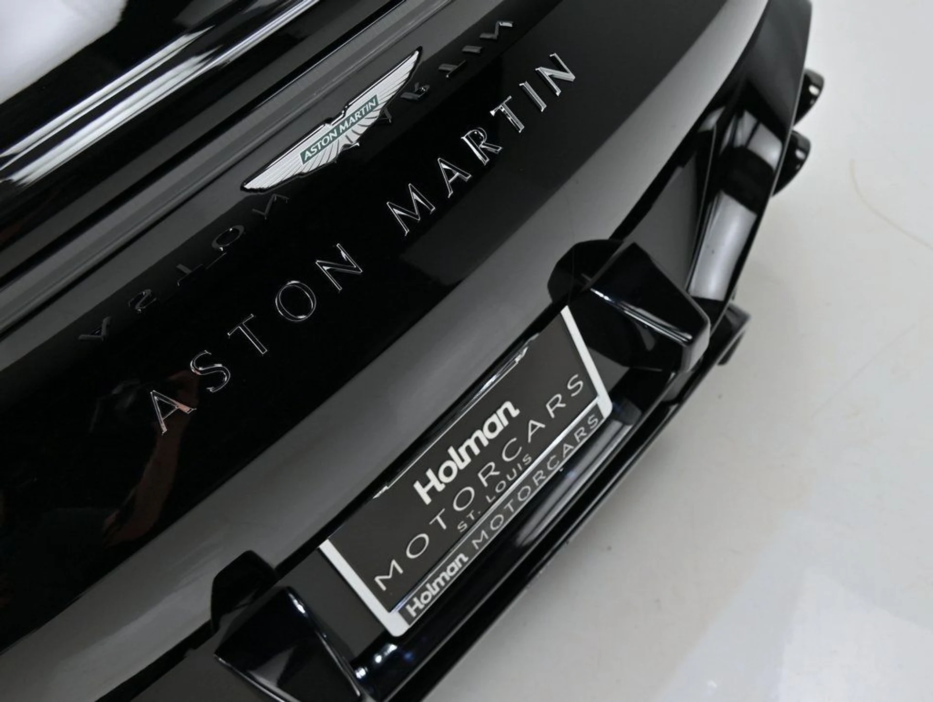 mph030_3165252066_96d4e58e913044165f98806999ad34a7_9f18839836