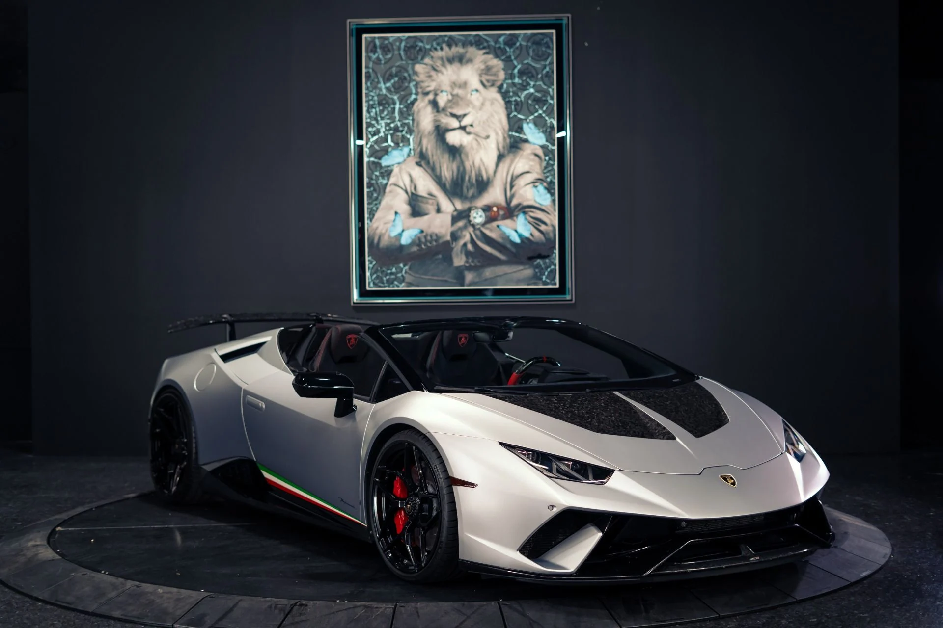 mph030_3175626044_Used_2018_Lamborghini_Huracan_LP_640_4_Performante_Spyder_1782163163_8e8ecfe7e2