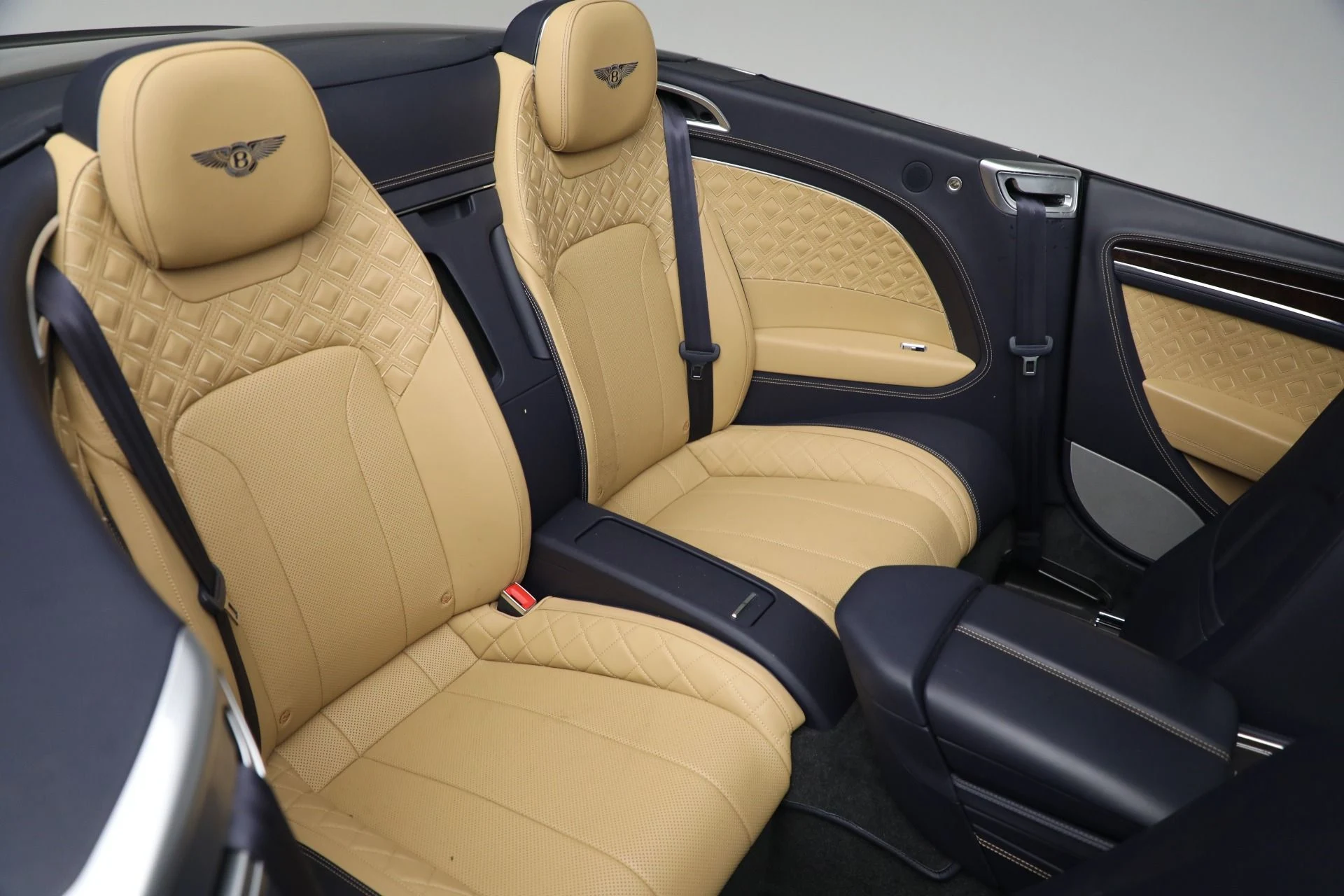 mph030_317596630_Used_2020_Bentley_Continental_GTC_V8_e804f0c7b6