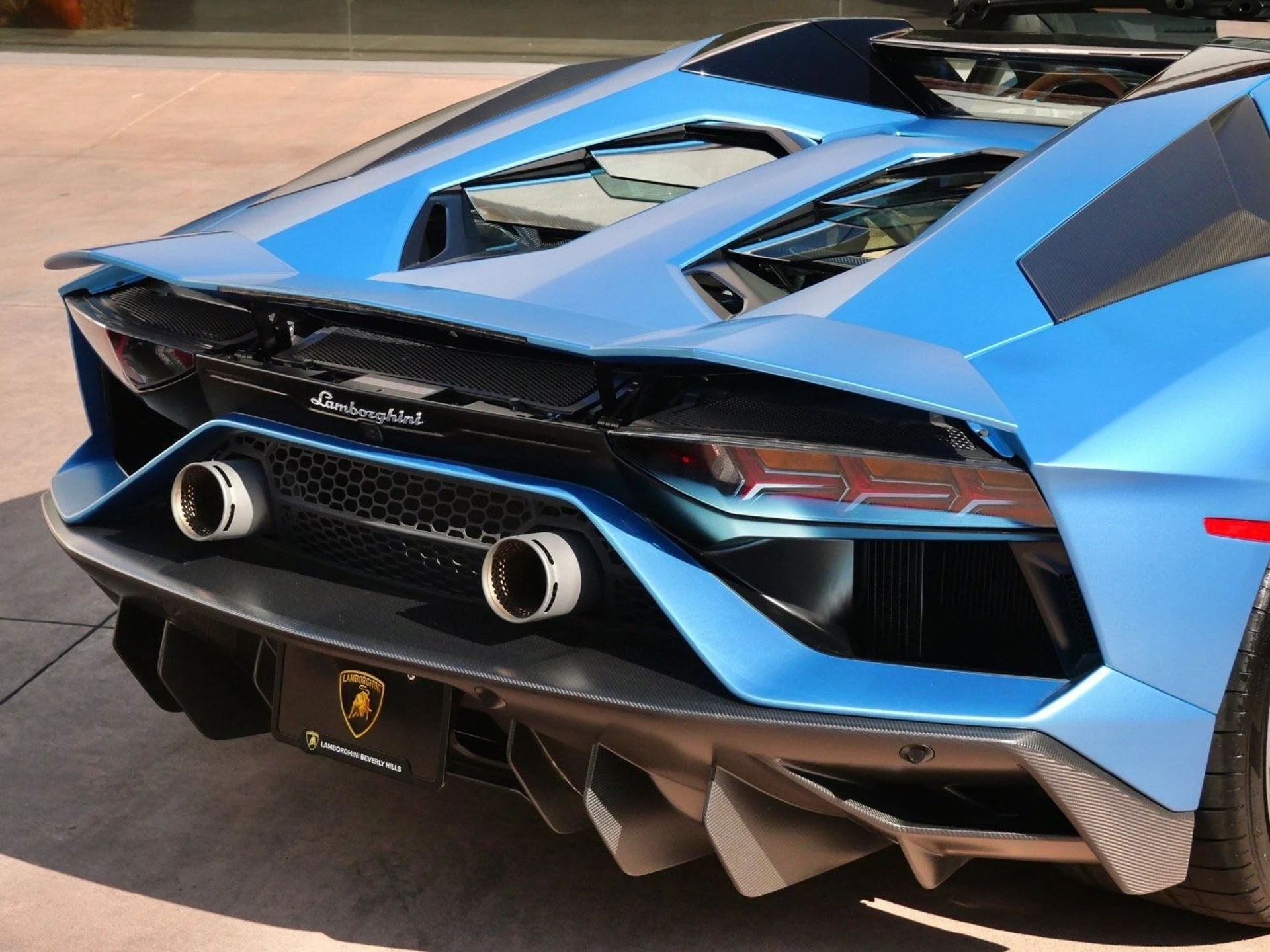 mph030_3179015787_f9db4f6f58edbf4c2f55ff839204d319x_d764110e62