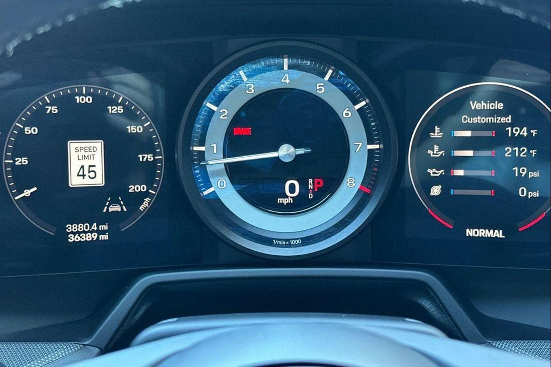 mph030_3179796224_Mo_Z1_Pp_Nb_4_Zw_BC_01vq4m_RH_Dzu_M_de3ca546d0