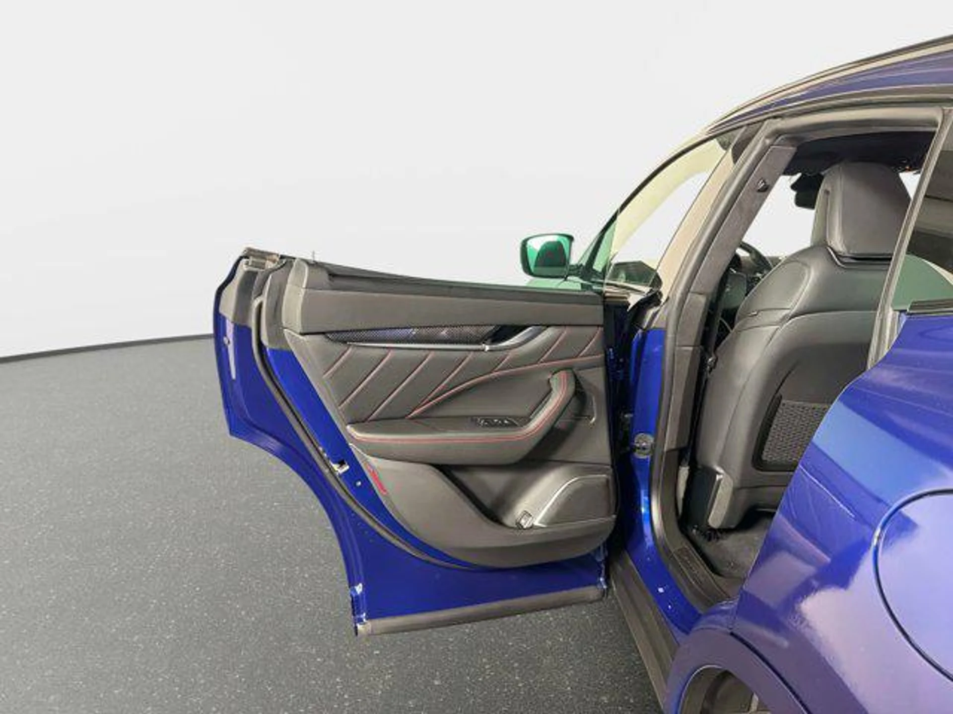 mph030_3186708922_Bln_U_Tegxg_TD_Nciu_WGG_8_U_Vmy989_Y_aa75ca51f2