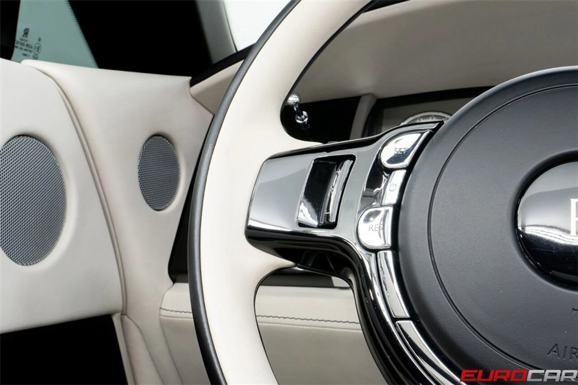 mph030_3188475008_image_31_aab970e16d