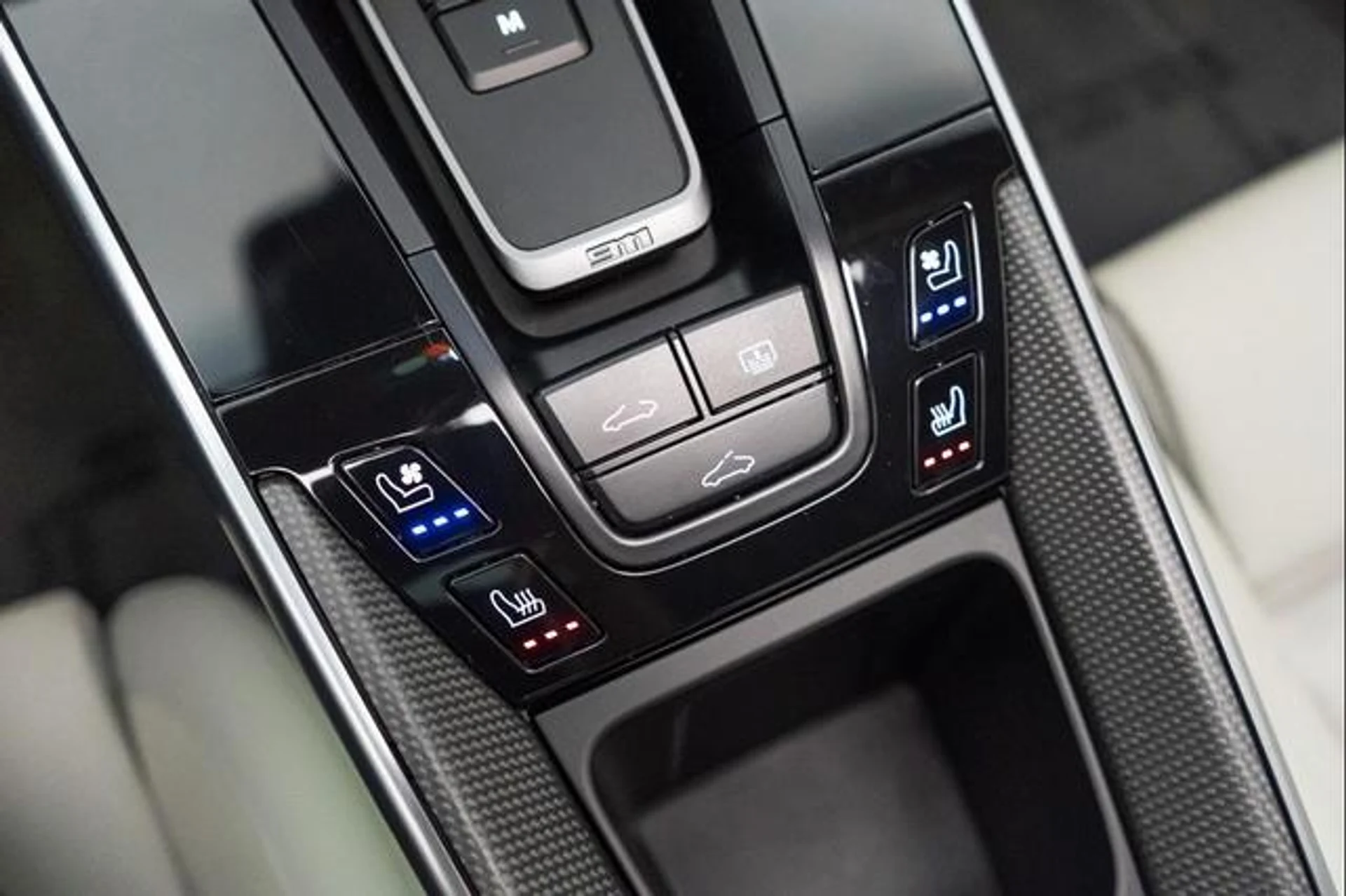 mph030_3194727651_i_O_T_Chd_Bokj000nbh_O_Q_1q_Knto_fa65a94ce0